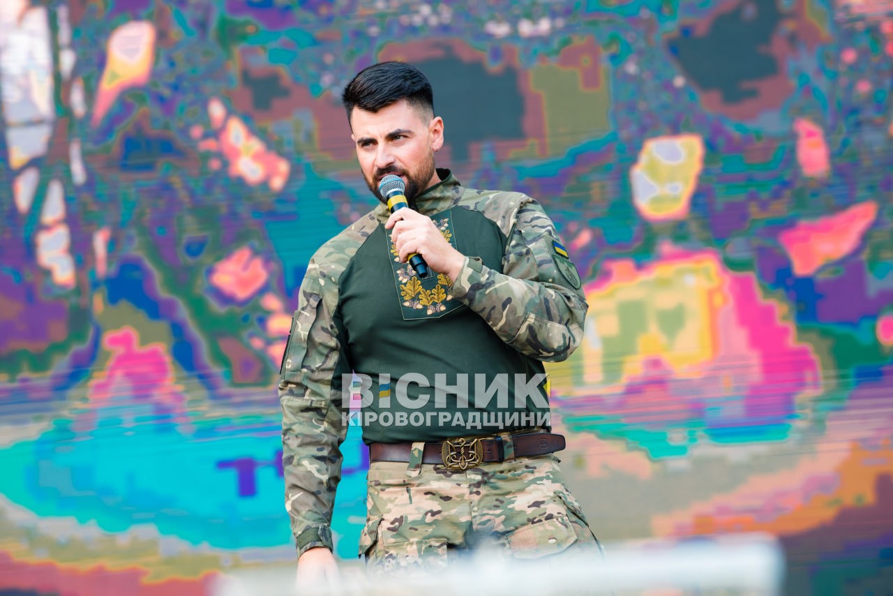 «Сила мистецтва – Сила сталі!»: у Кропивницькому мистецтво об’єднало громаду задля перемоги