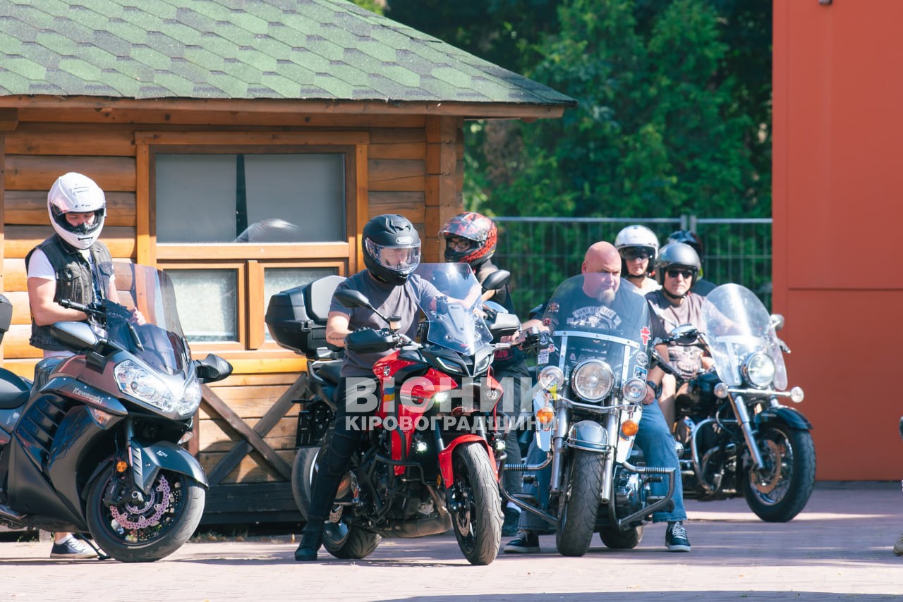 «Сила мистецтва – Сила сталі!»: у Кропивницькому мистецтво об’єднало громаду задля перемоги