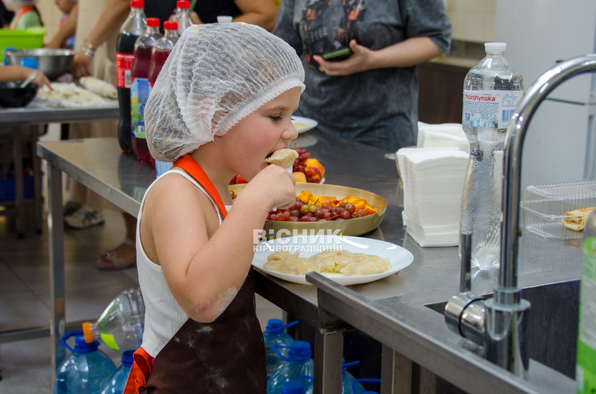 Кулінарний день для дітей Героїв: вареники та млинці як символ єдності Кулінарний день для дітей Героїв: вареники та млинці як символ єдності
