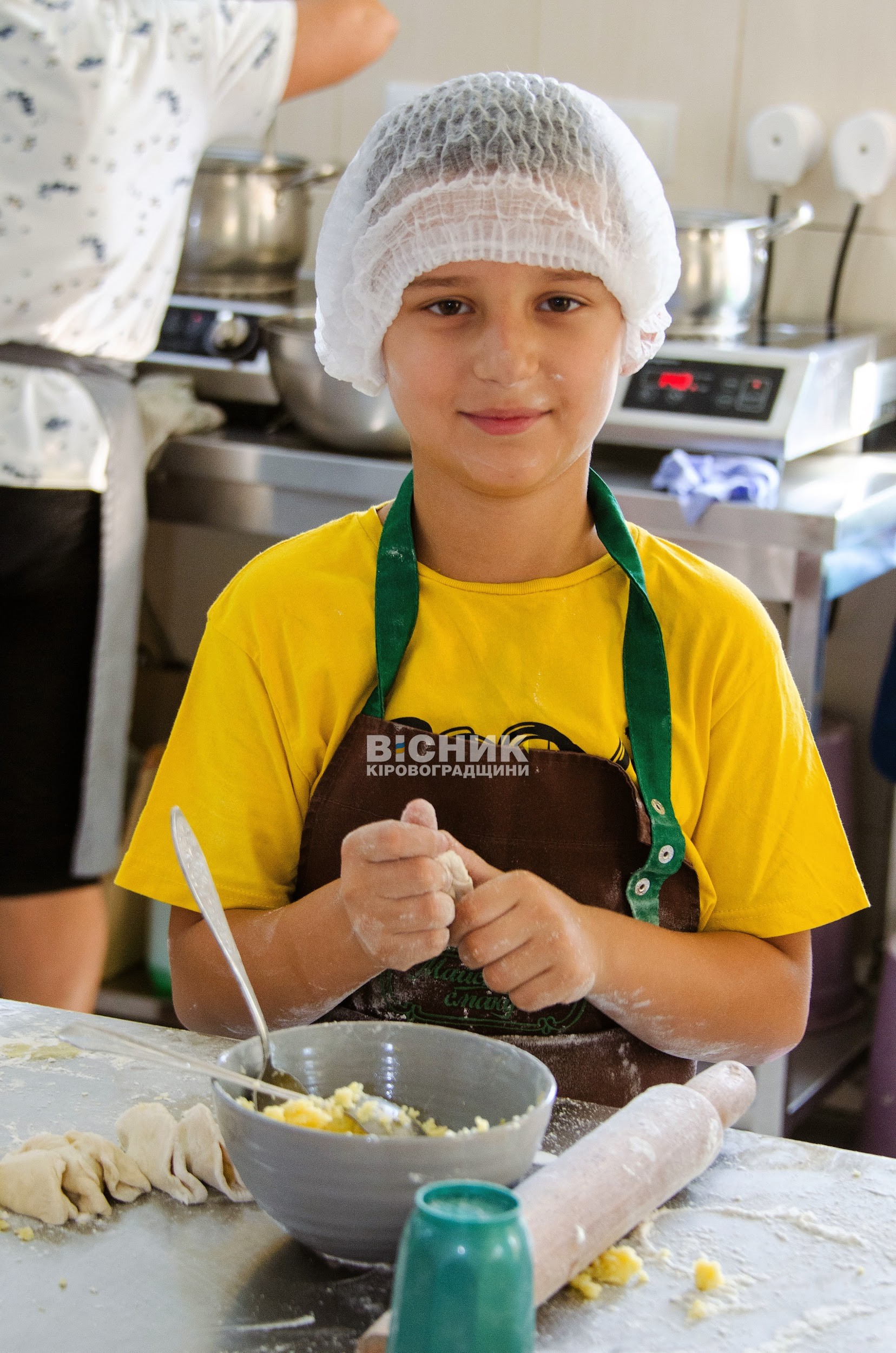 Кулінарний день для дітей Героїв: вареники та млинці як символ єдності Кулінарний день для дітей Героїв: вареники та млинці як символ єдності