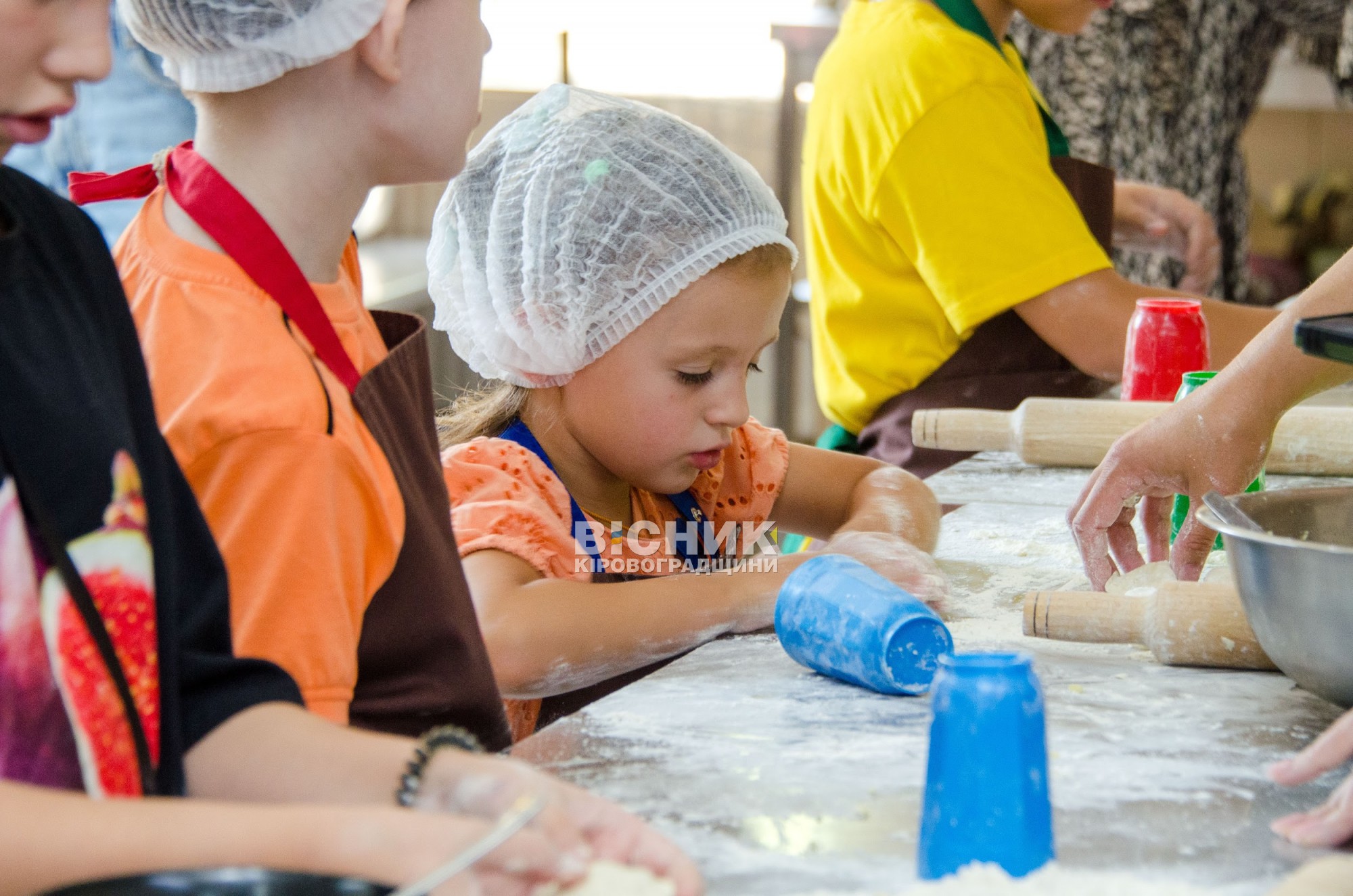 Кулінарний день для дітей Героїв: вареники та млинці як символ єдності Кулінарний день для дітей Героїв: вареники та млинці як символ єдності