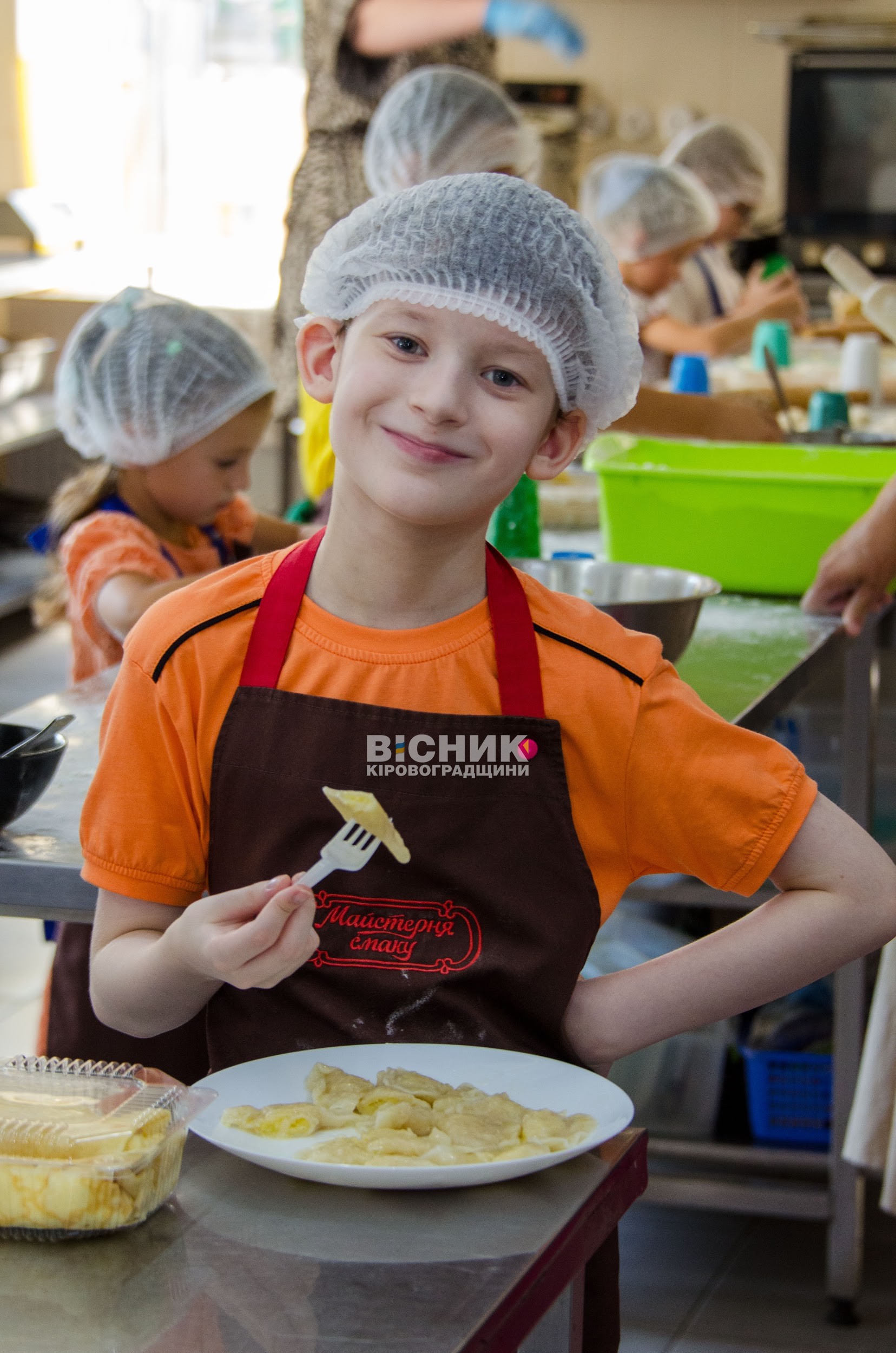 Кулінарний день для дітей Героїв: вареники та млинці як символ єдності Кулінарний день для дітей Героїв: вареники та млинці як символ єдності