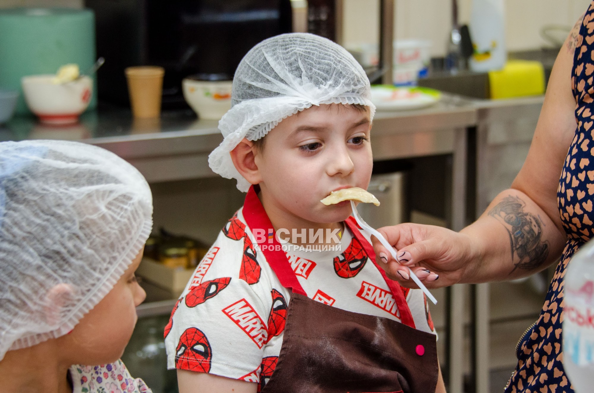 Кулінарний день для дітей Героїв: вареники та млинці як символ єдності Кулінарний день для дітей Героїв: вареники та млинці як символ єдності