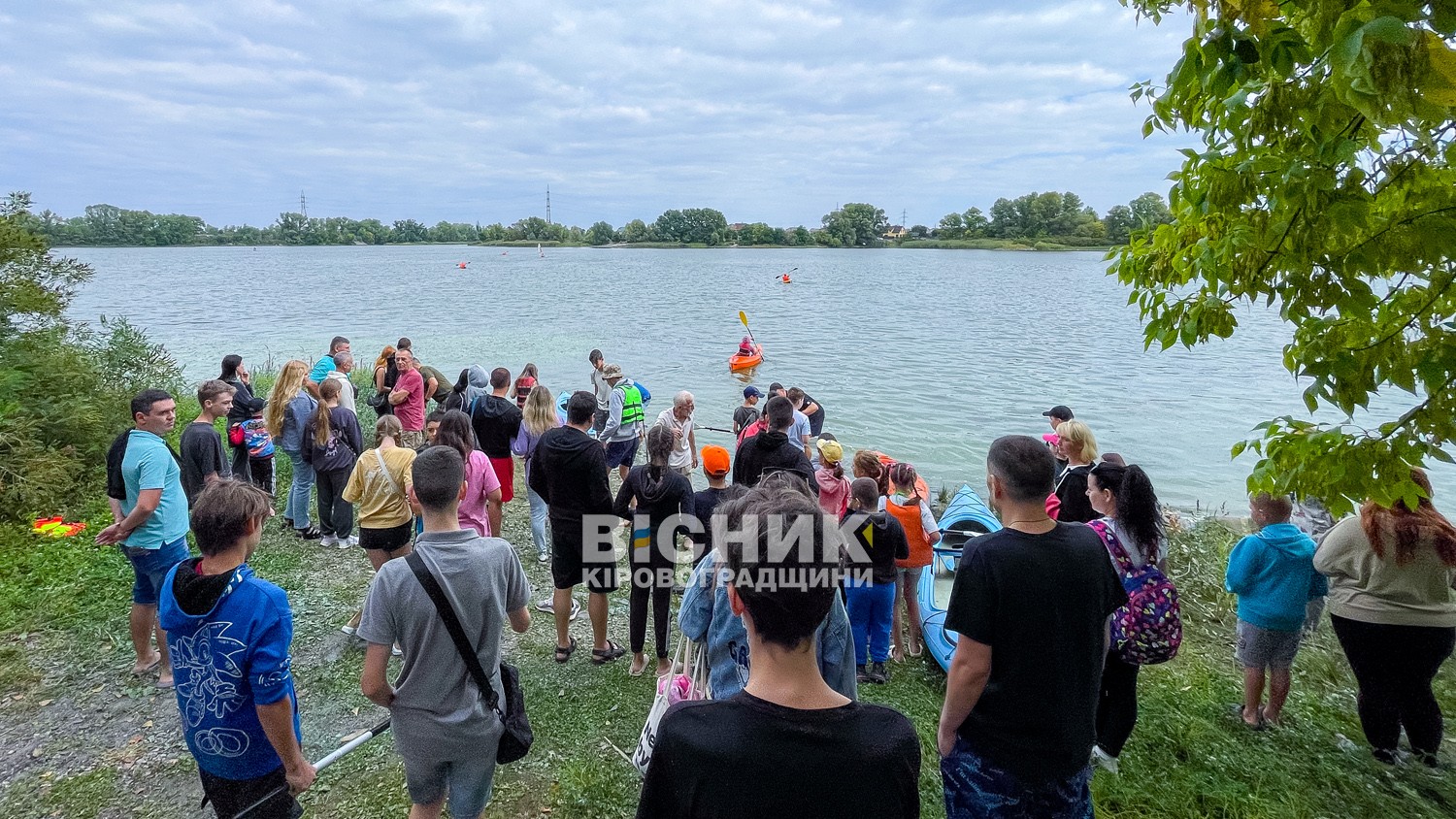 Каяки на Дніпрі: у Світловодську відкрили відділення веслування
