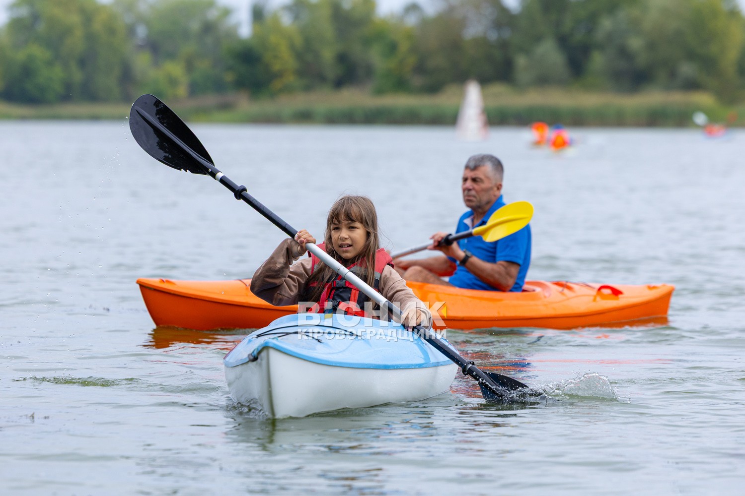 Каяки на Дніпрі: у Світловодську відкрили відділення веслування