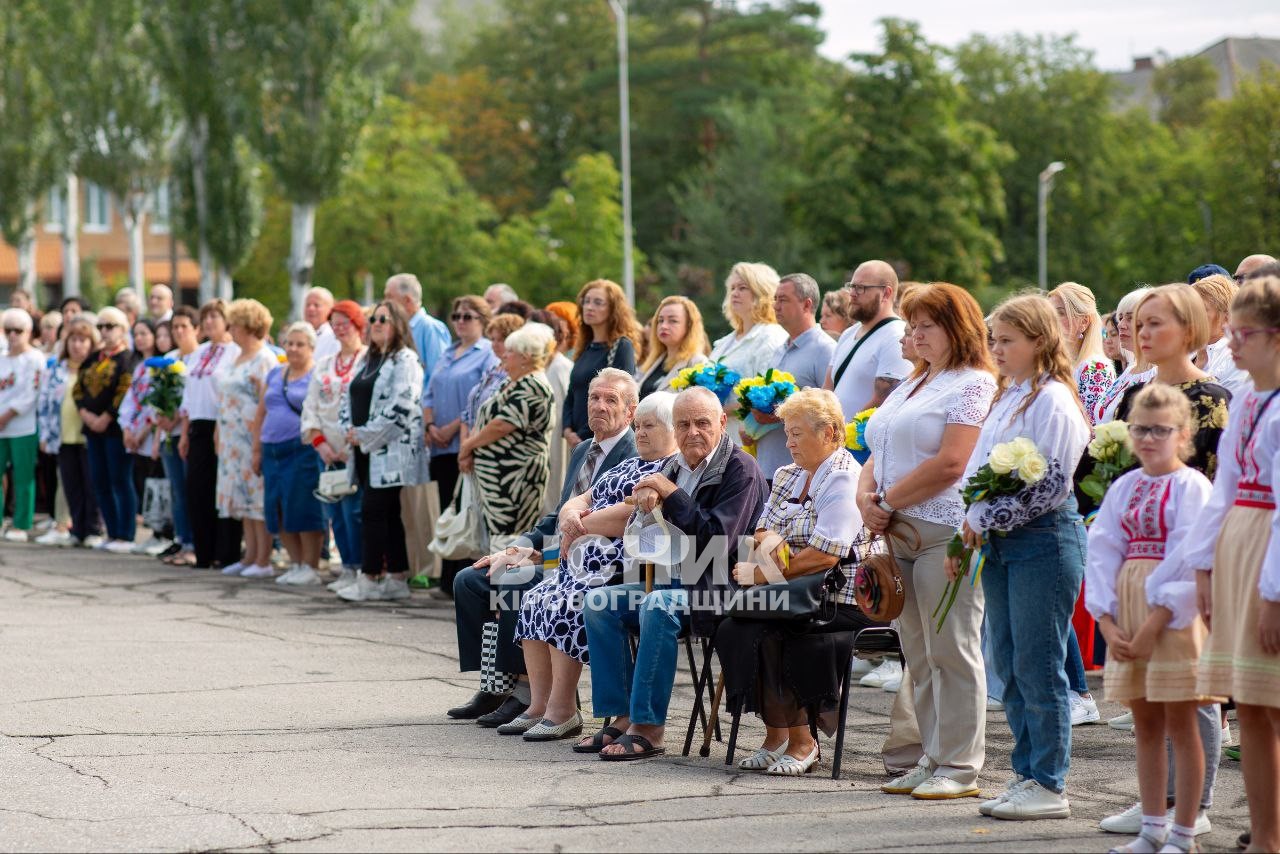 У День Незалежності Алея слави у Світловодську доповнилася портретами героїв У День Незалежності Алея слави у Світловодську доповнилася портретами героїв