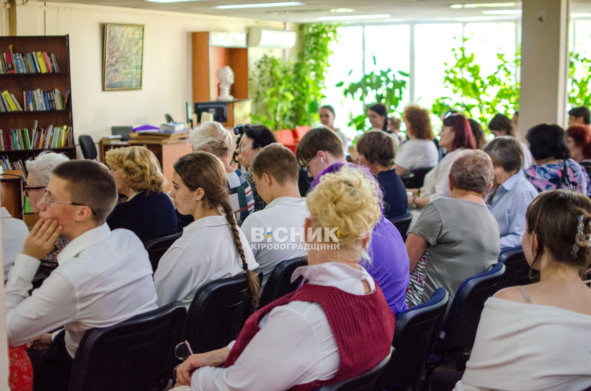 Кіноісторії наших земляків: у бібліотеці згадали внесок Кіровоградщини в український кінематограф