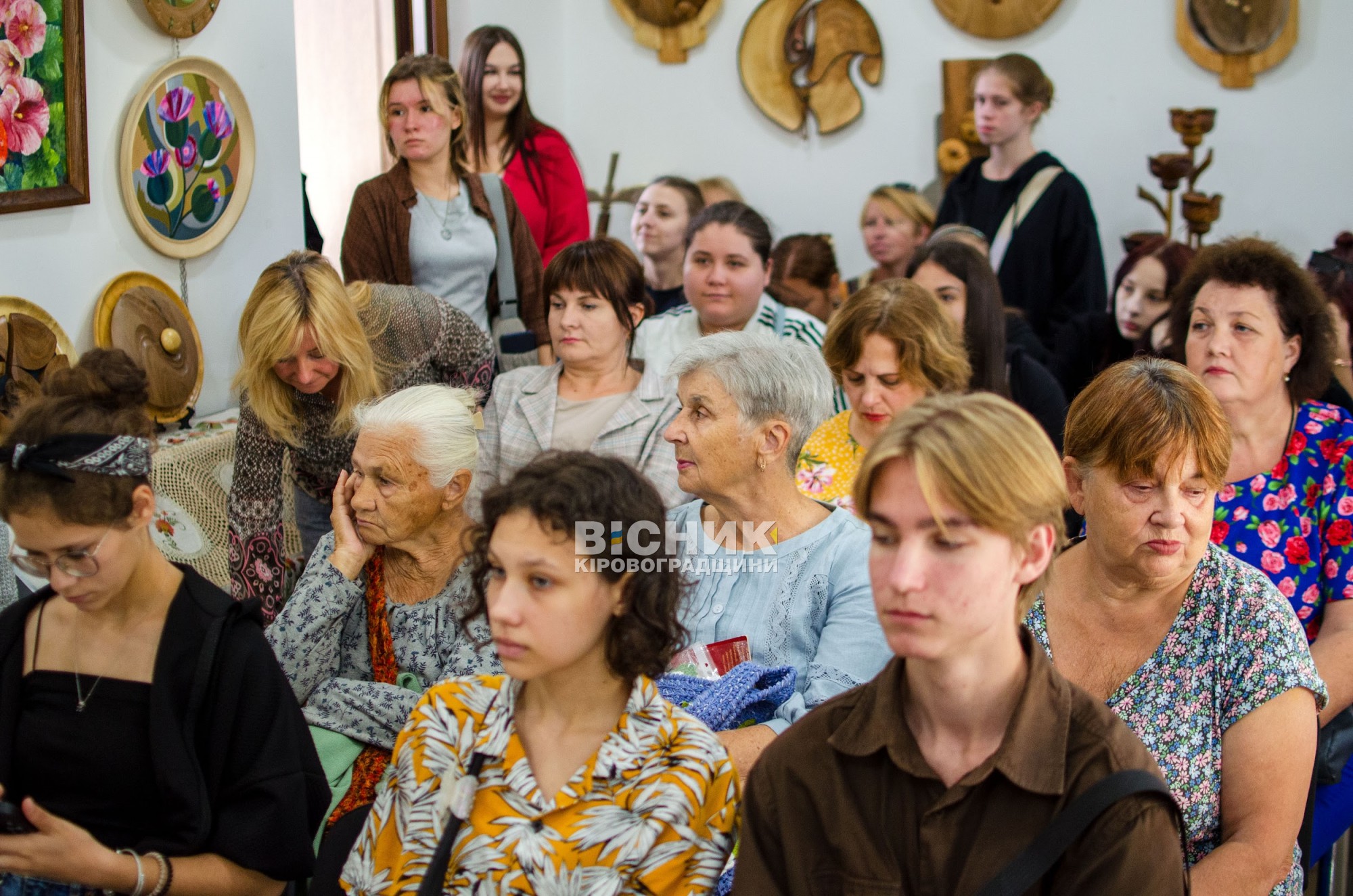 Творча майстерня «Дивосвіту»: у Кропивницькому відзначили Міжнародний день в’язання гачком Творча майстерня «Дивосвіту»: у Кропивницькому відзначили Міжнародний день в’язання гачком