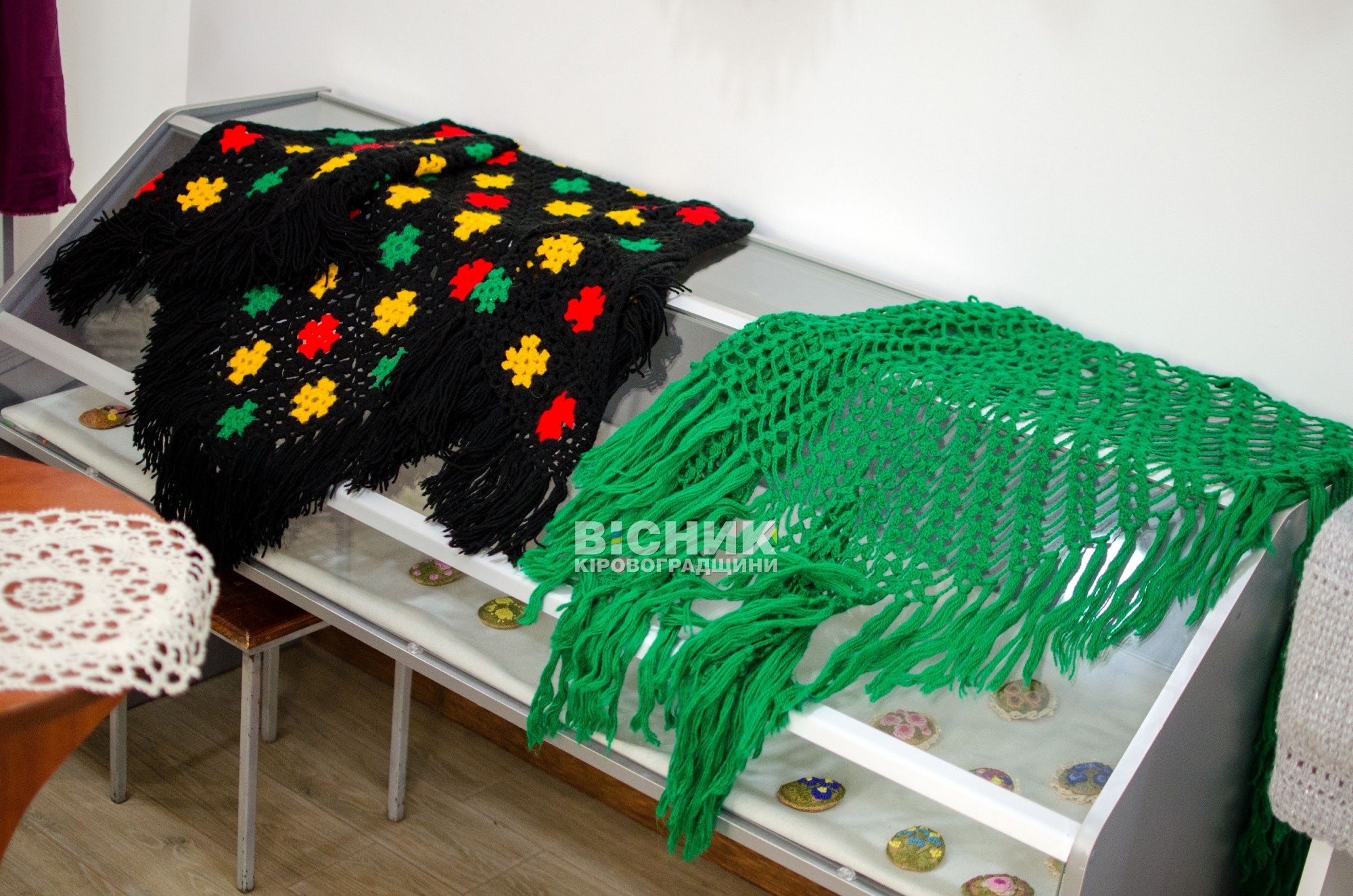 Творча майстерня «Дивосвіту»: у Кропивницькому відзначили Міжнародний день в’язання гачком Творча майстерня «Дивосвіту»: у Кропивницькому відзначили Міжнародний день в’язання гачком