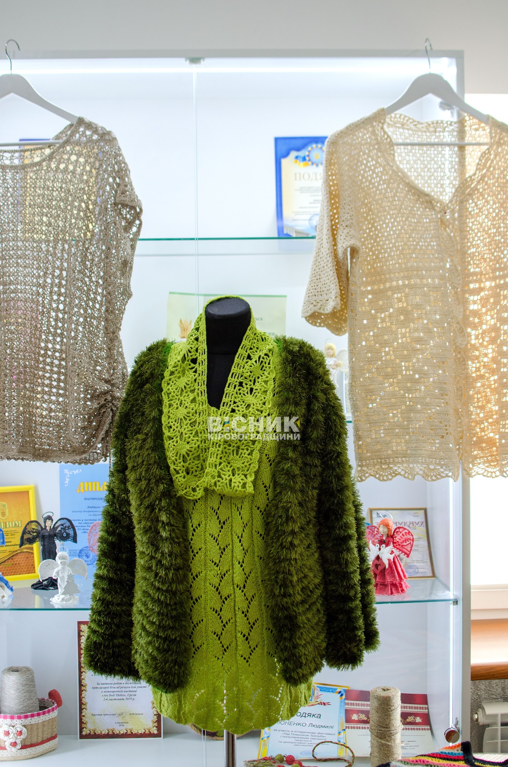 Творча майстерня «Дивосвіту»: у Кропивницькому відзначили Міжнародний день в’язання гачком Творча майстерня «Дивосвіту»: у Кропивницькому відзначили Міжнародний день в’язання гачком