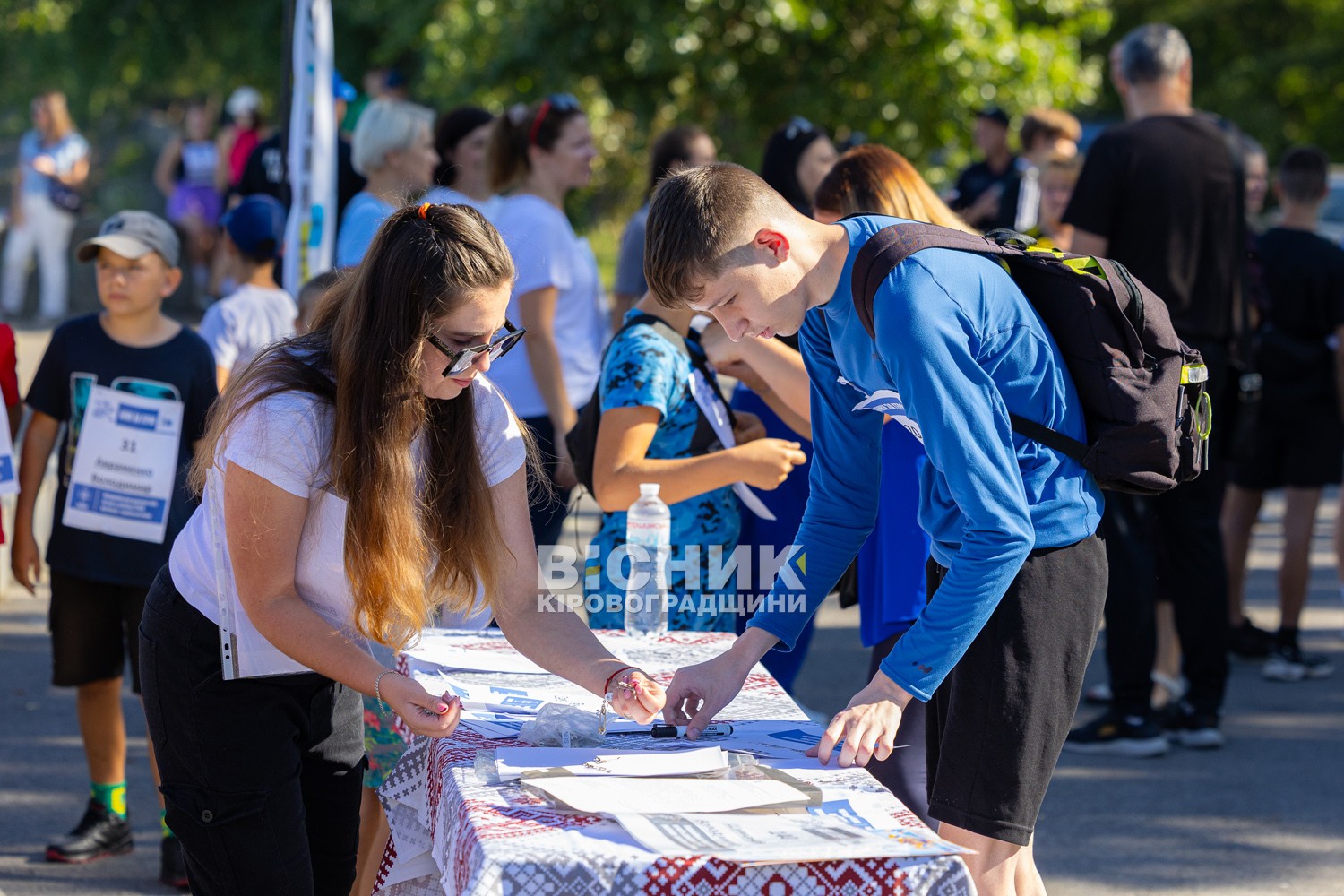 Понад 300 світловодців долучилися до забігу пам'яті загиблих героїв Понад 300 світловодців долучилися до забігу пам'яті загиблих героїв