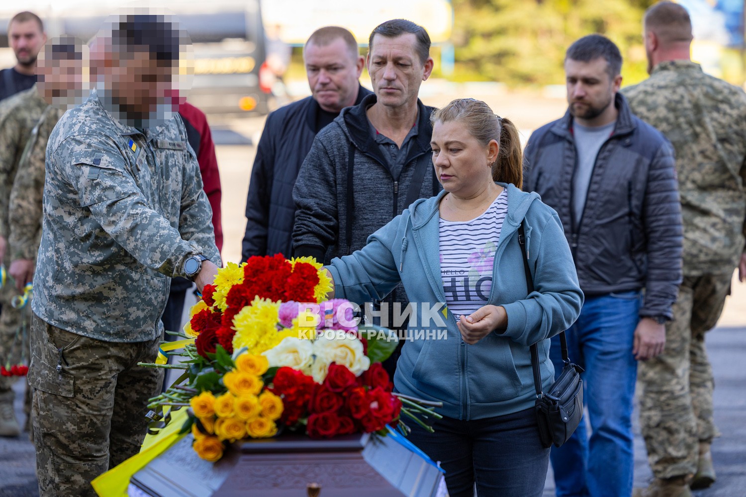 Світловодськ попрощався із 28-річним захисником України Олексієм Гачаном Світловодськ попрощався із 28-річним захисником України Олексієм Гачаном