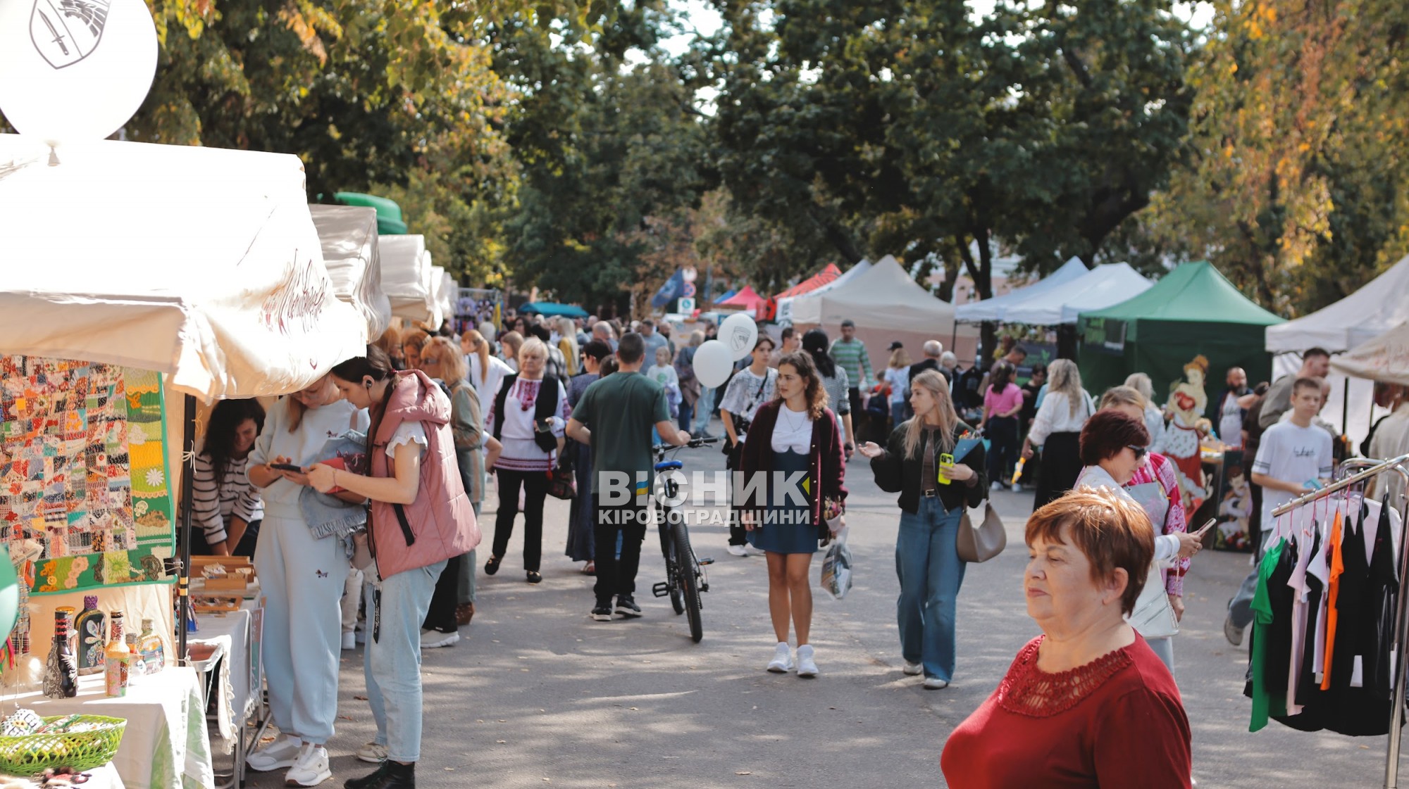 Кропивницький відзначив 271-у річницю концертами, ярмарками та благодійними заходами Кропивницький відзначив 271-у річницю концертами, ярмарками та благодійними заходами