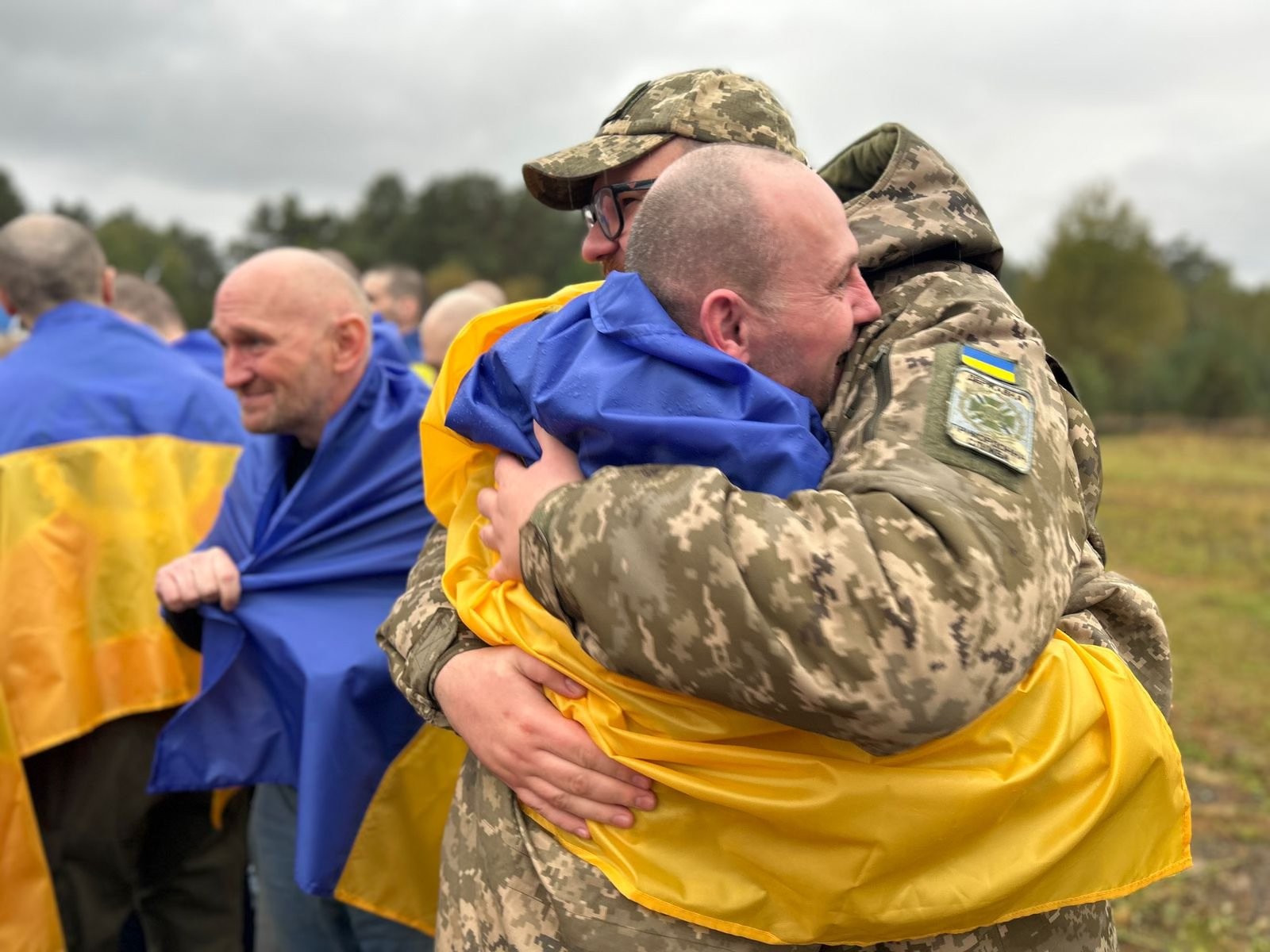 205 українців повернулися з російського полону 205 українців повернулися з російського полону