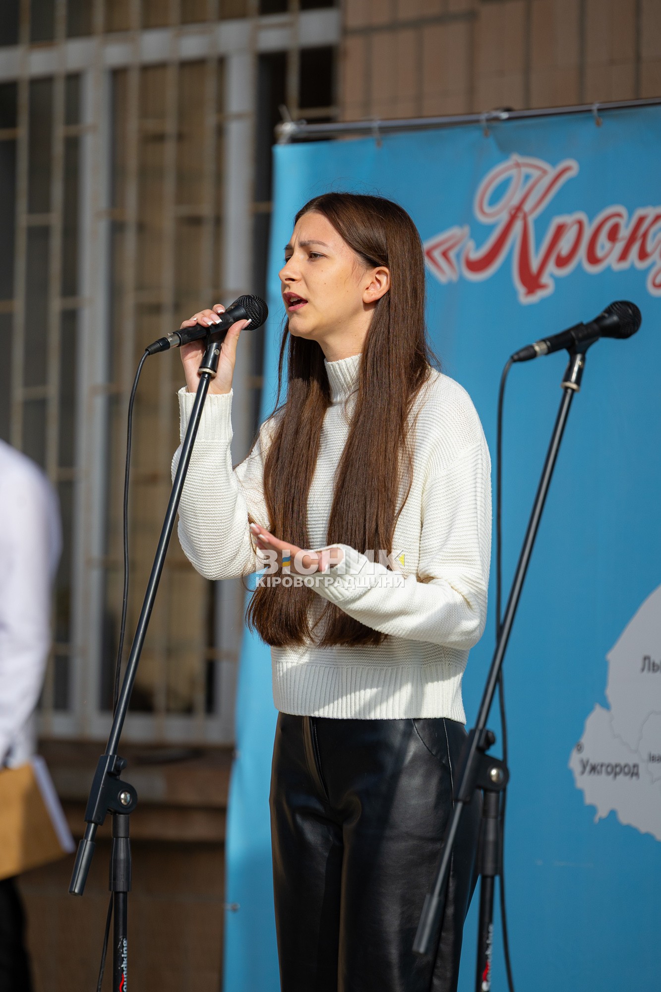 День Павлиша: вшанування земляків-ветеранів, збір на військо та дитяча прогулянка на кінній підводі День Павлиша: вшанування земляків-ветеранів, збір на військо та дитяча прогулянка на кінній підводі