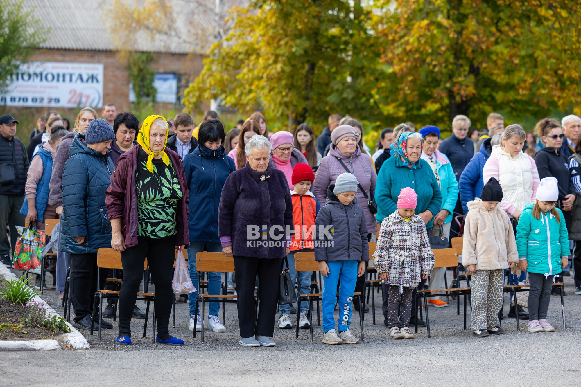 День Павлиша: вшанування земляків-ветеранів, збір на військо та дитяча прогулянка на кінній підводі День Павлиша: вшанування земляків-ветеранів, збір на військо та дитяча прогулянка на кінній підводі