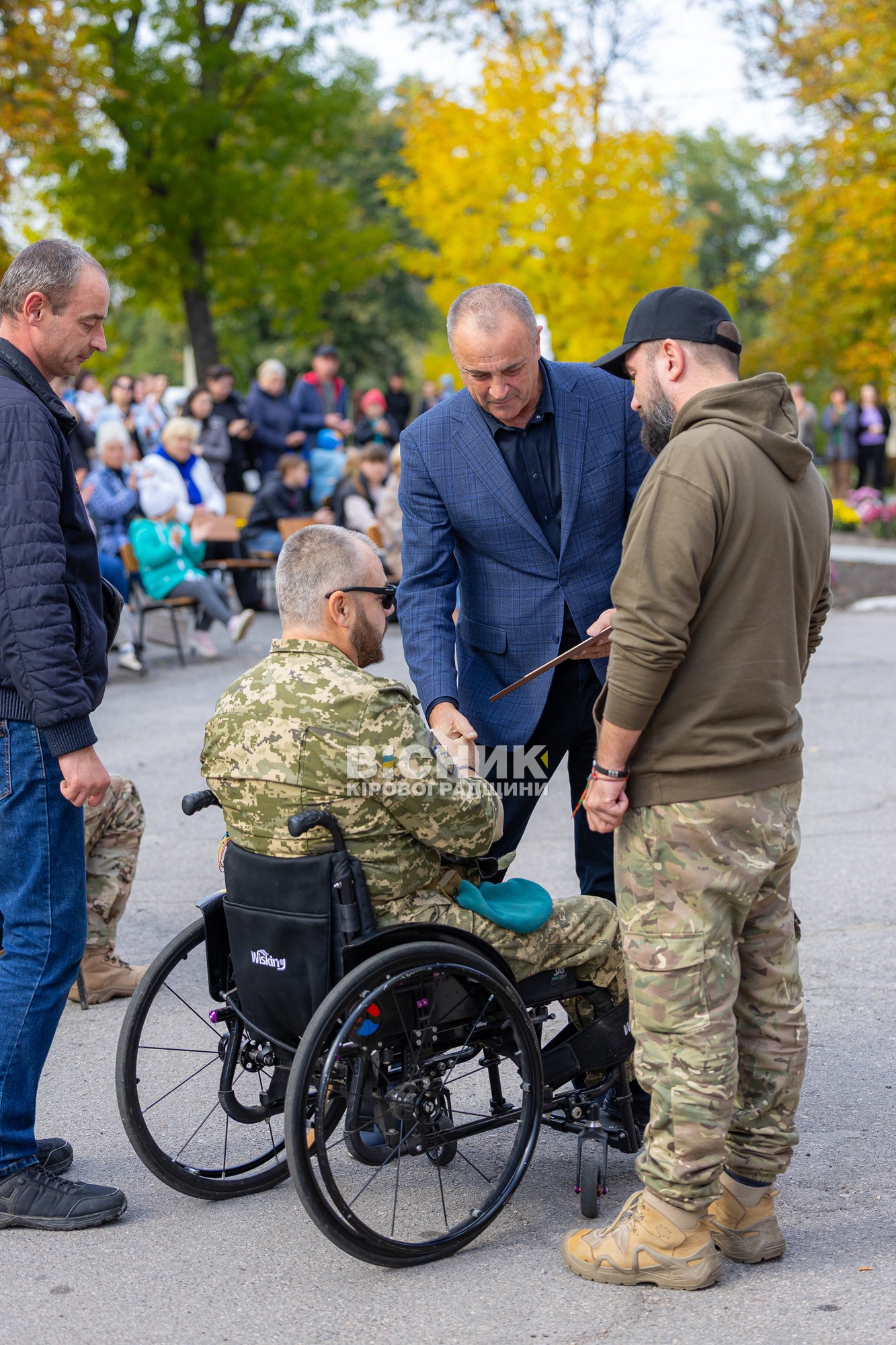День Павлиша: вшанування земляків-ветеранів, збір на військо та дитяча прогулянка на кінній підводі День Павлиша: вшанування земляків-ветеранів, збір на військо та дитяча прогулянка на кінній підводі