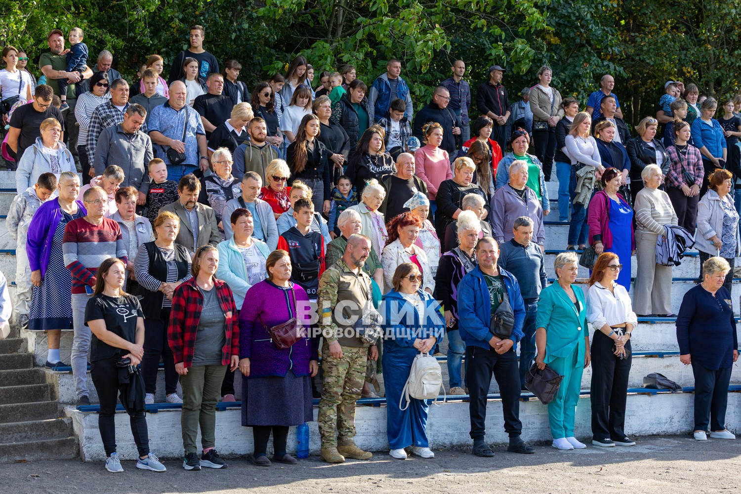 День селища Онуфріївки: традиційно з частуванням та благодійністю на армію День селища Онуфріївки: традиційно з частуванням та благодійністю на армію