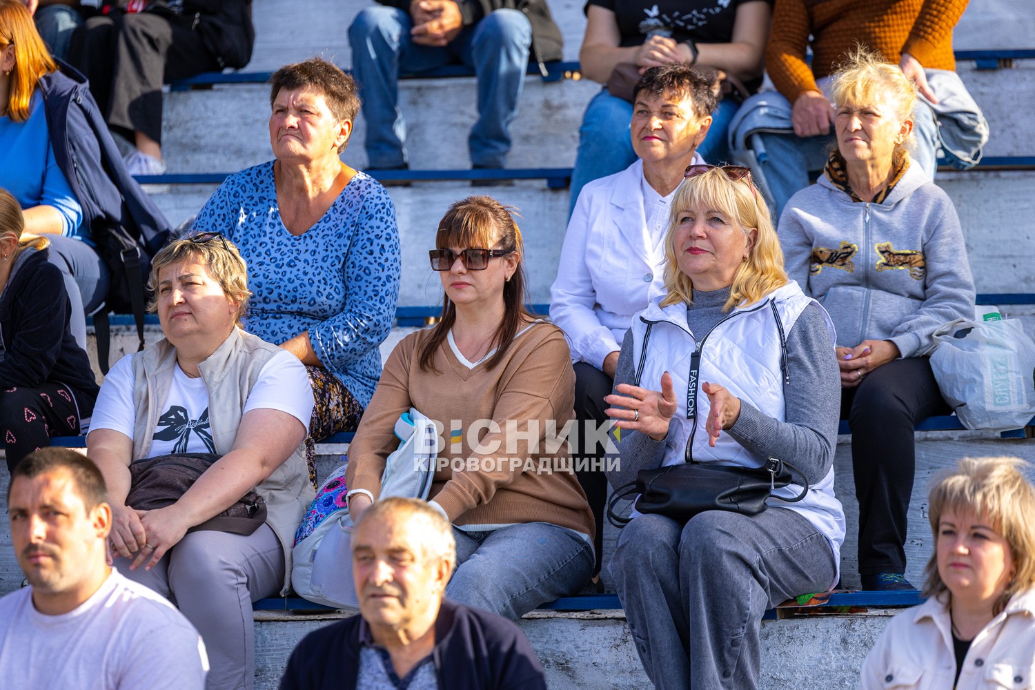 День селища Онуфріївки: традиційно з частуванням та благодійністю на армію День селища Онуфріївки: традиційно з частуванням та благодійністю на армію