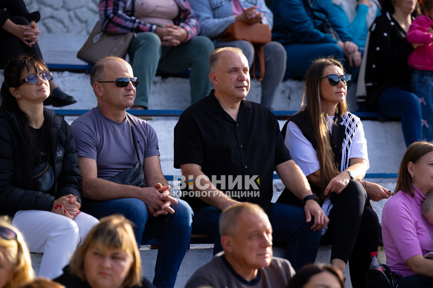 День селища Онуфріївки: традиційно з частуванням та благодійністю на армію День селища Онуфріївки: традиційно з частуванням та благодійністю на армію