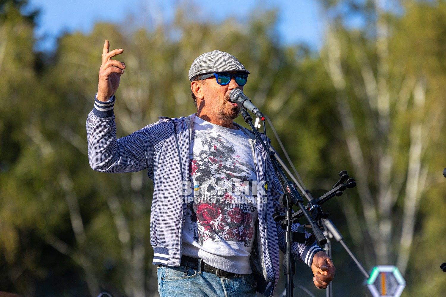 День селища Онуфріївки: традиційно з частуванням та благодійністю на армію День селища Онуфріївки: традиційно з частуванням та благодійністю на армію