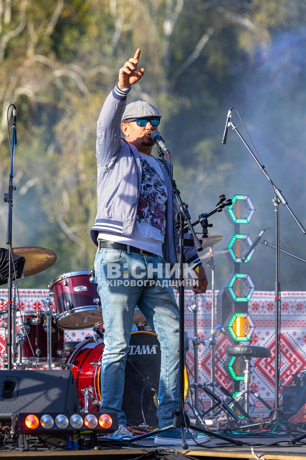 День селища Онуфріївки: традиційно з частуванням та благодійністю на армію День селища Онуфріївки: традиційно з частуванням та благодійністю на армію