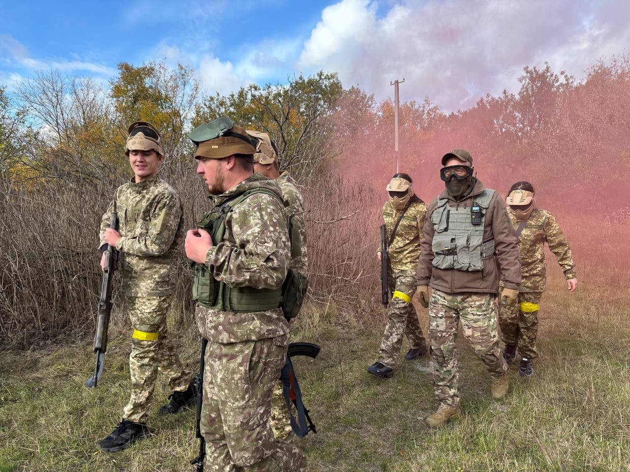 На полігоні й у музеї: як студенти Кіровоградщини проходили вишкіл “Захисник Кіровоградщини” На полігоні й у музеї: як студенти Кіровоградщини проходили вишкіл “Захисник Кіровоградщини”