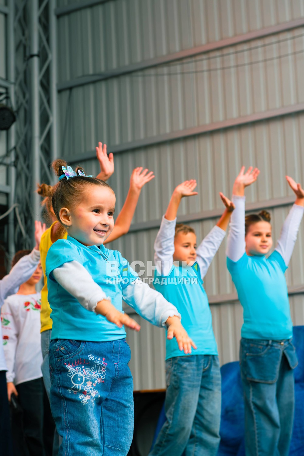 «Вересневі самоцвіти» завершилися яскравим концертом у Дендропарку