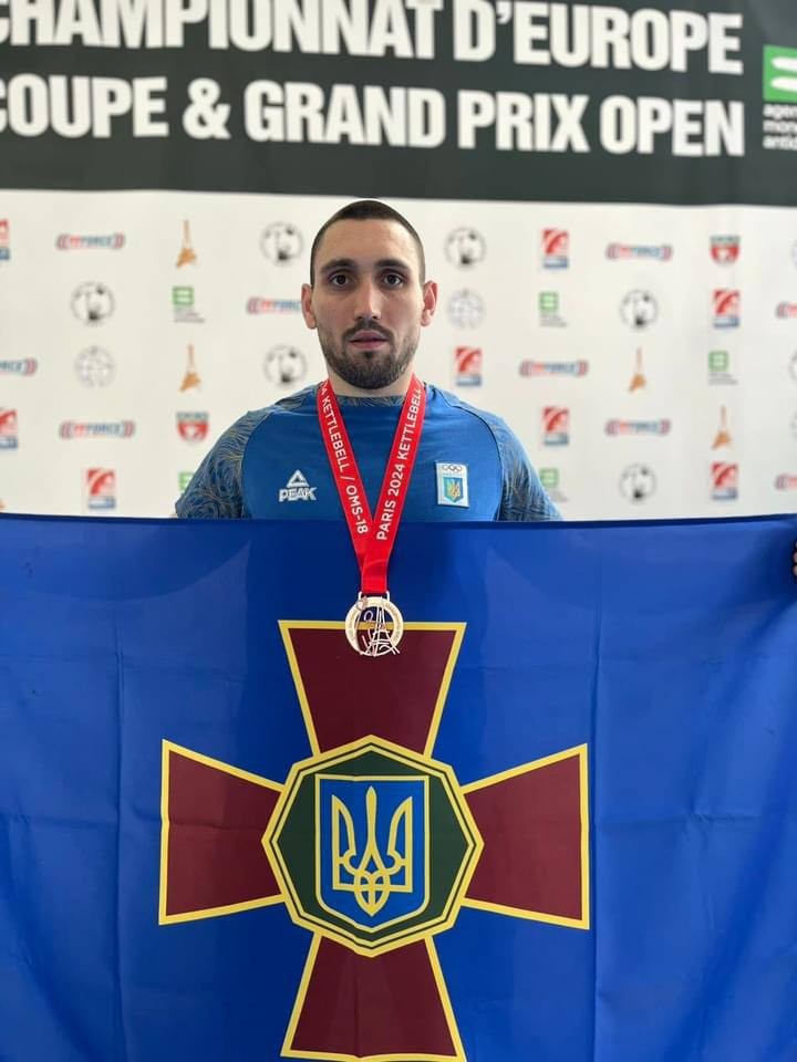 Геннадій Тимофєєв — чемпіон світу з гирьового спорту! Геннадій Тимофєєв — чемпіон світу з гирьового спорту!