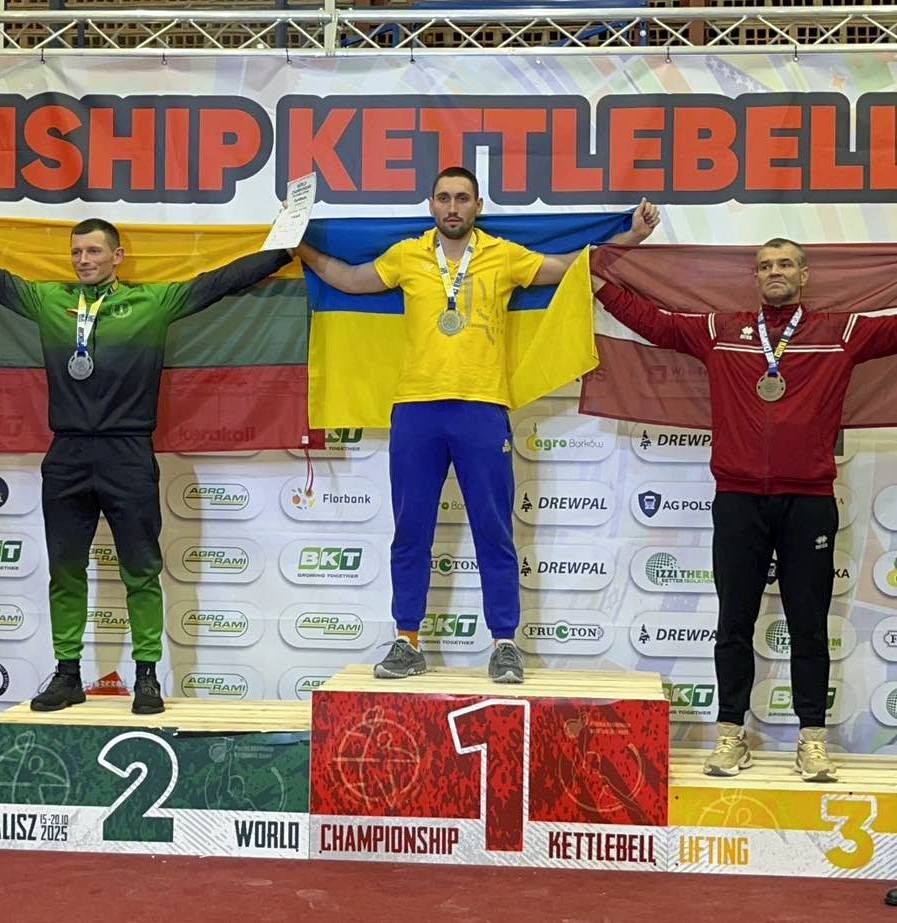 Геннадій Тимофєєв — чемпіон світу з гирьового спорту! Геннадій Тимофєєв — чемпіон світу з гирьового спорту!