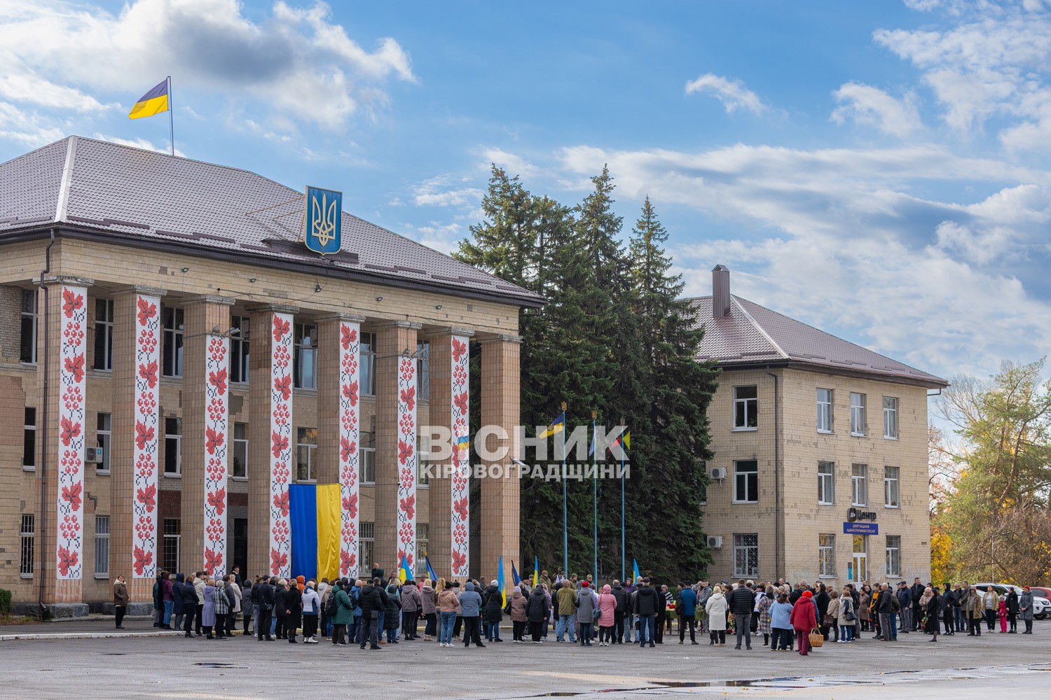 Світловодськ попрощався із захисником України Станіславом Гарбою Світловодськ попрощався із захисником України Станіславом Гарбою