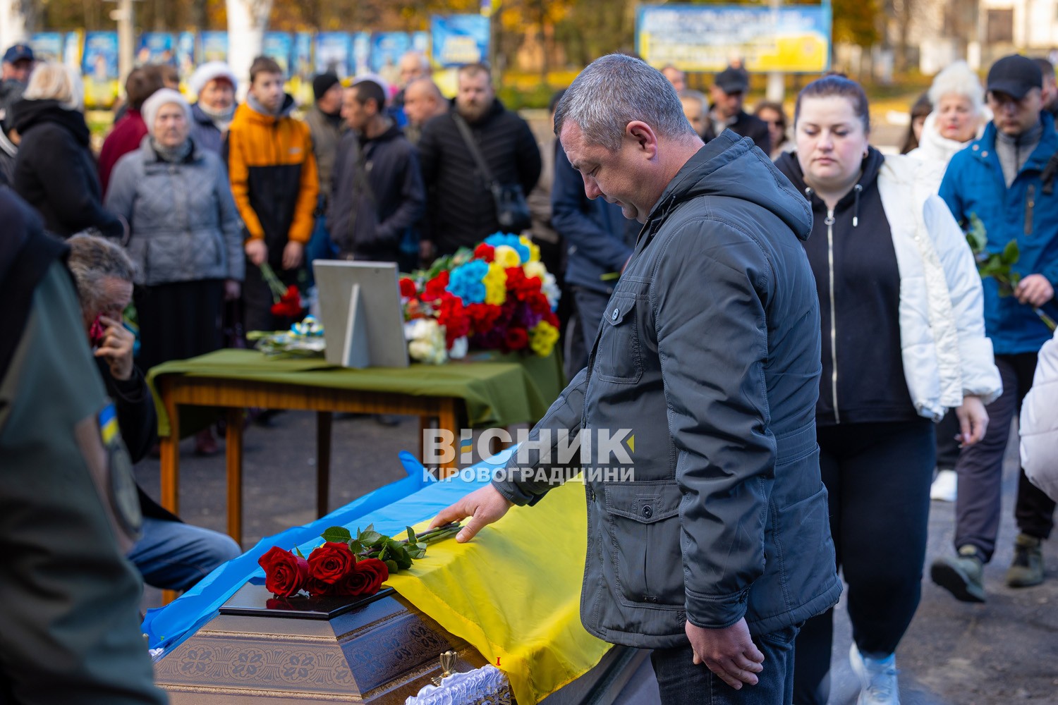 Світловодськ попрощався із захисником України Станіславом Гарбою Світловодськ попрощався із захисником України Станіславом Гарбою