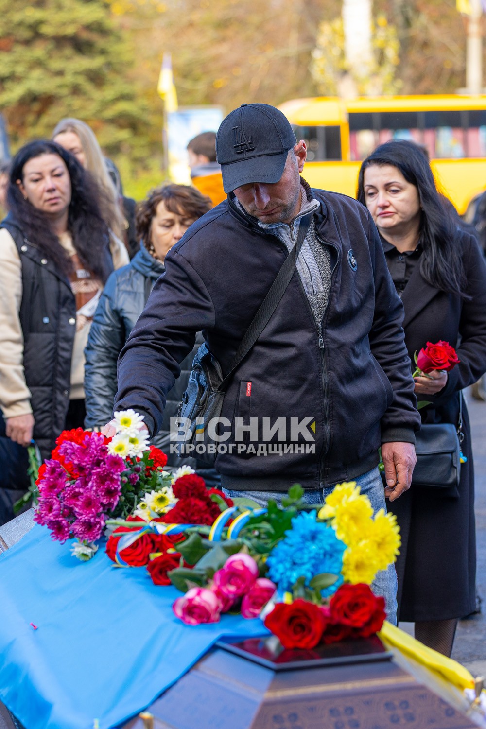 Світловодськ попрощався із захисником України Станіславом Гарбою Світловодськ попрощався із захисником України Станіславом Гарбою