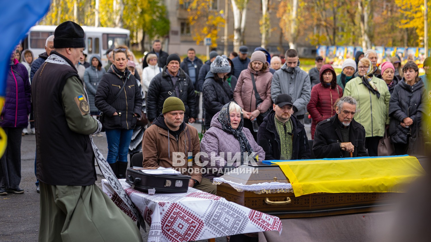 Світловодськ попрощався із захисником України Станіславом Гарбою Світловодськ попрощався із захисником України Станіславом Гарбою