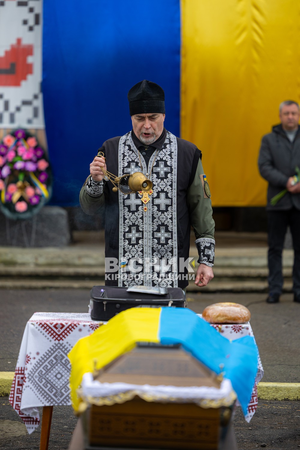 Світловодськ попрощався із захисником України Станіславом Гарбою Світловодськ попрощався із захисником України Станіславом Гарбою