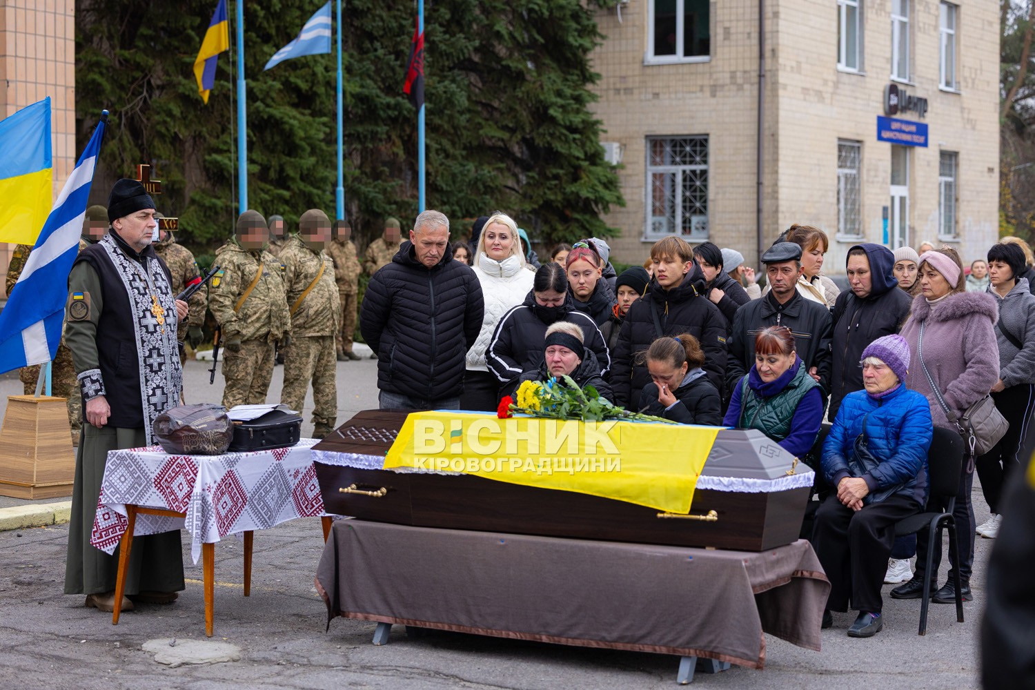 Світловодськ попрощався з полеглим захисником України Володимиром Додиваном