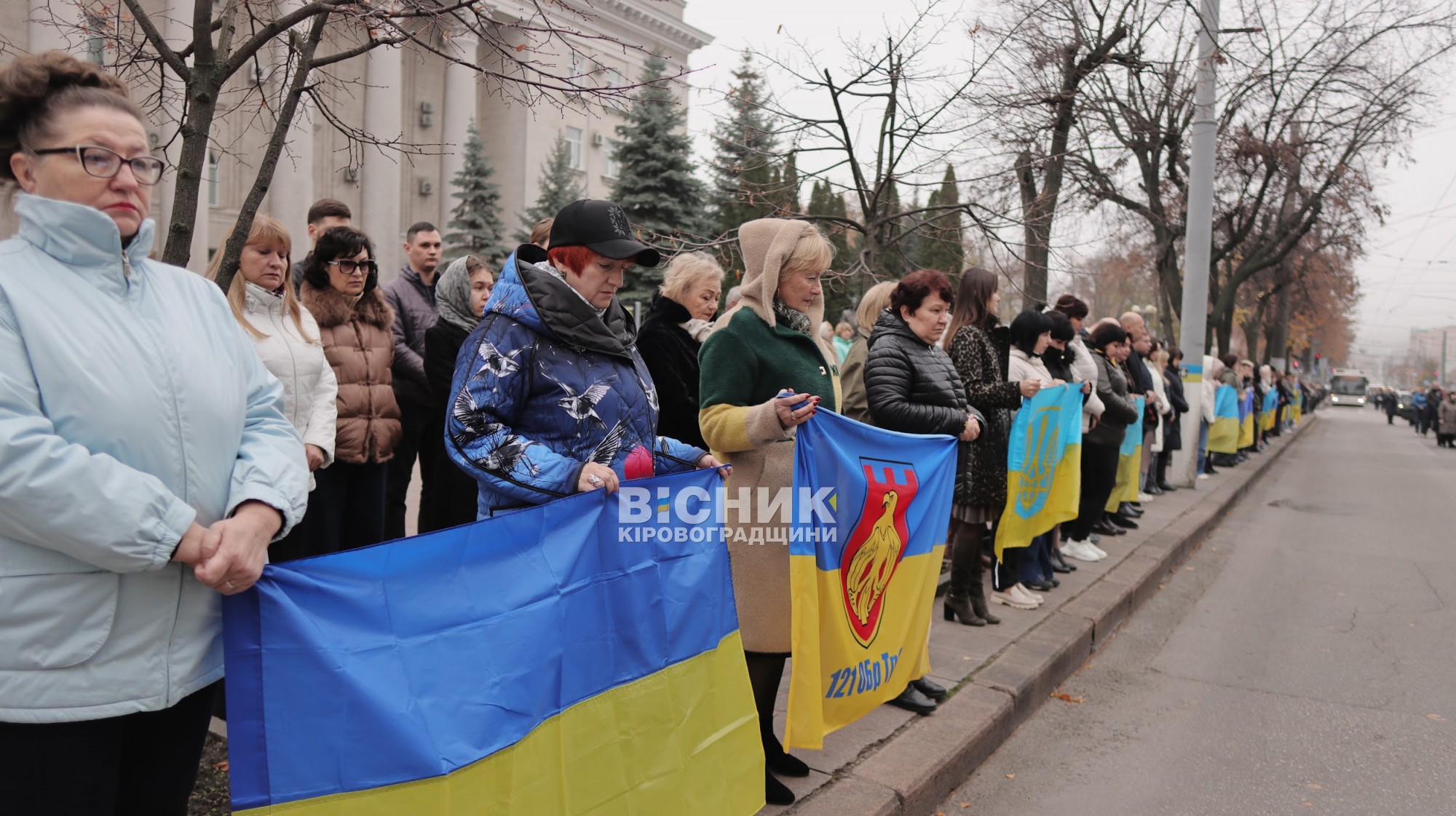Кропивницький попрощався з трьома захисниками, які загинули в боях за Україну