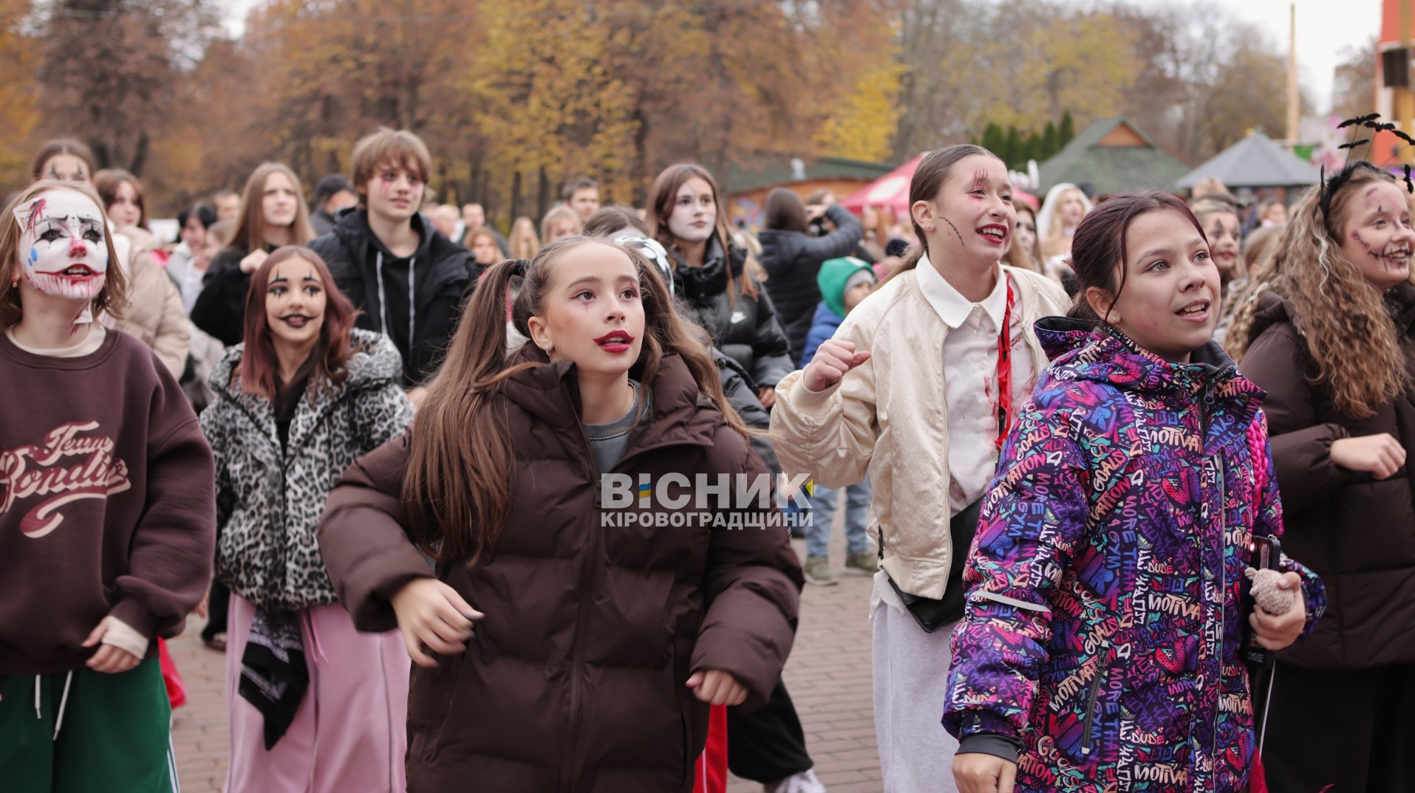 Хелловін у Дендропарку: осіння казка у світлі гарбузів Хелловін у Дендропарку: осіння казка у світлі гарбузів