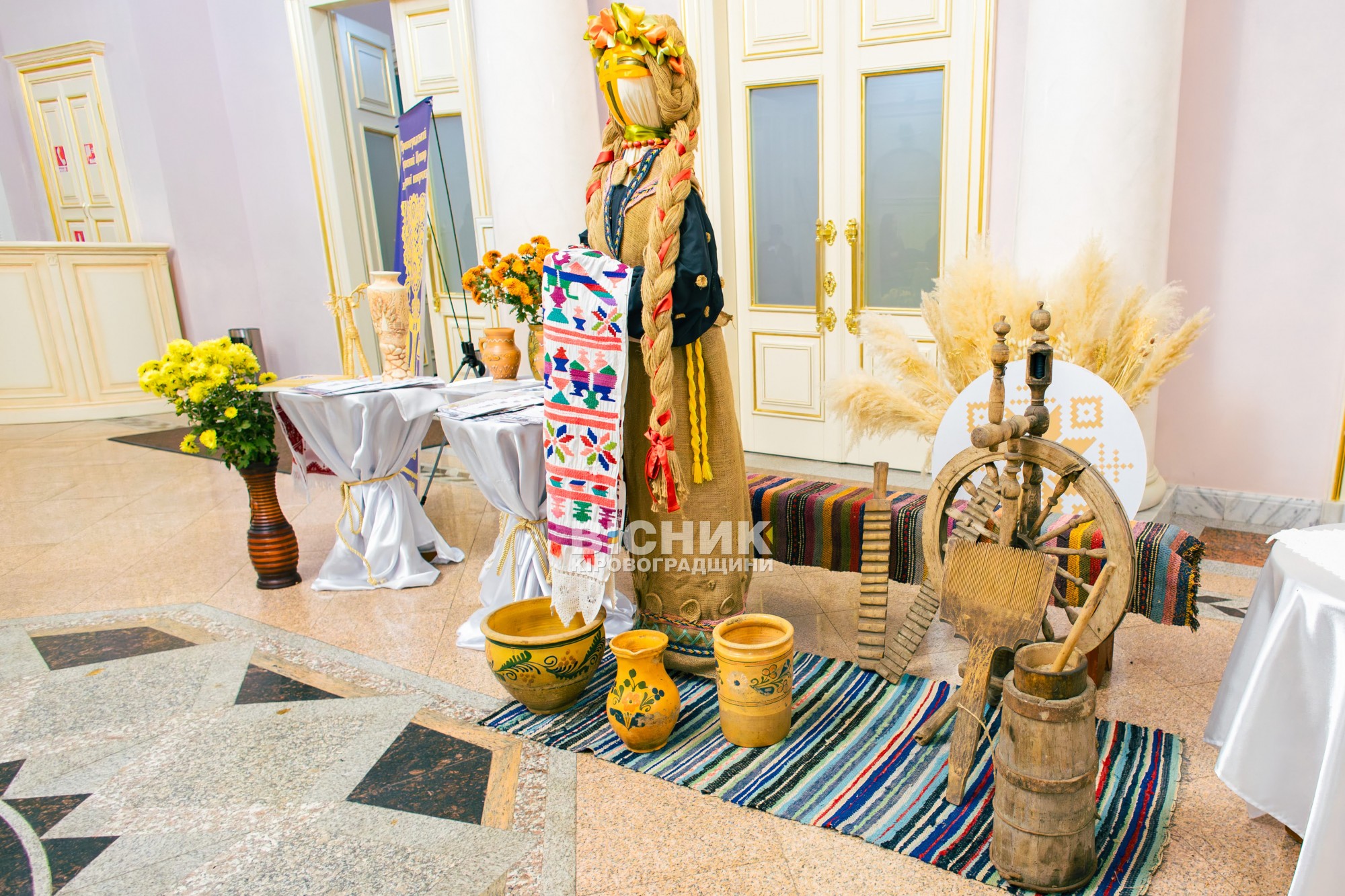 На Кіровоградщині відзначили День працівників культури: свято творчості та традицій На Кіровоградщині відзначили День працівників культури: свято творчості та традицій