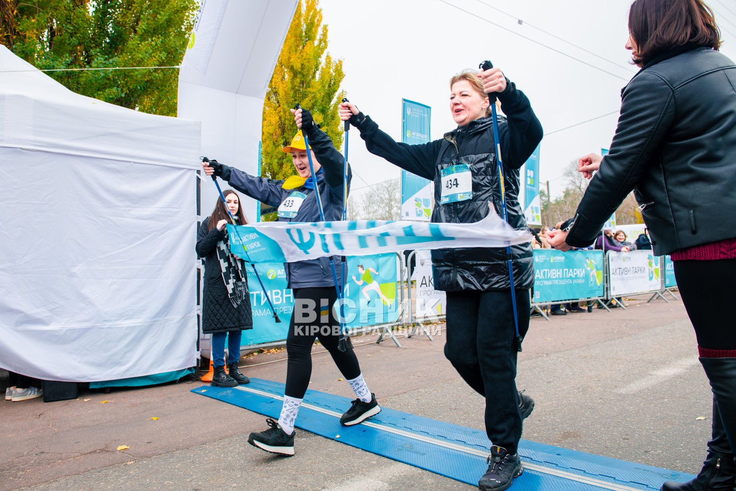 У Кропивницькому пробігли заради руху: понад три сотні учасників вийшли на старт масового забігу У Кропивницькому пробігли заради руху: понад три сотні учасників вийшли на старт масового забігу