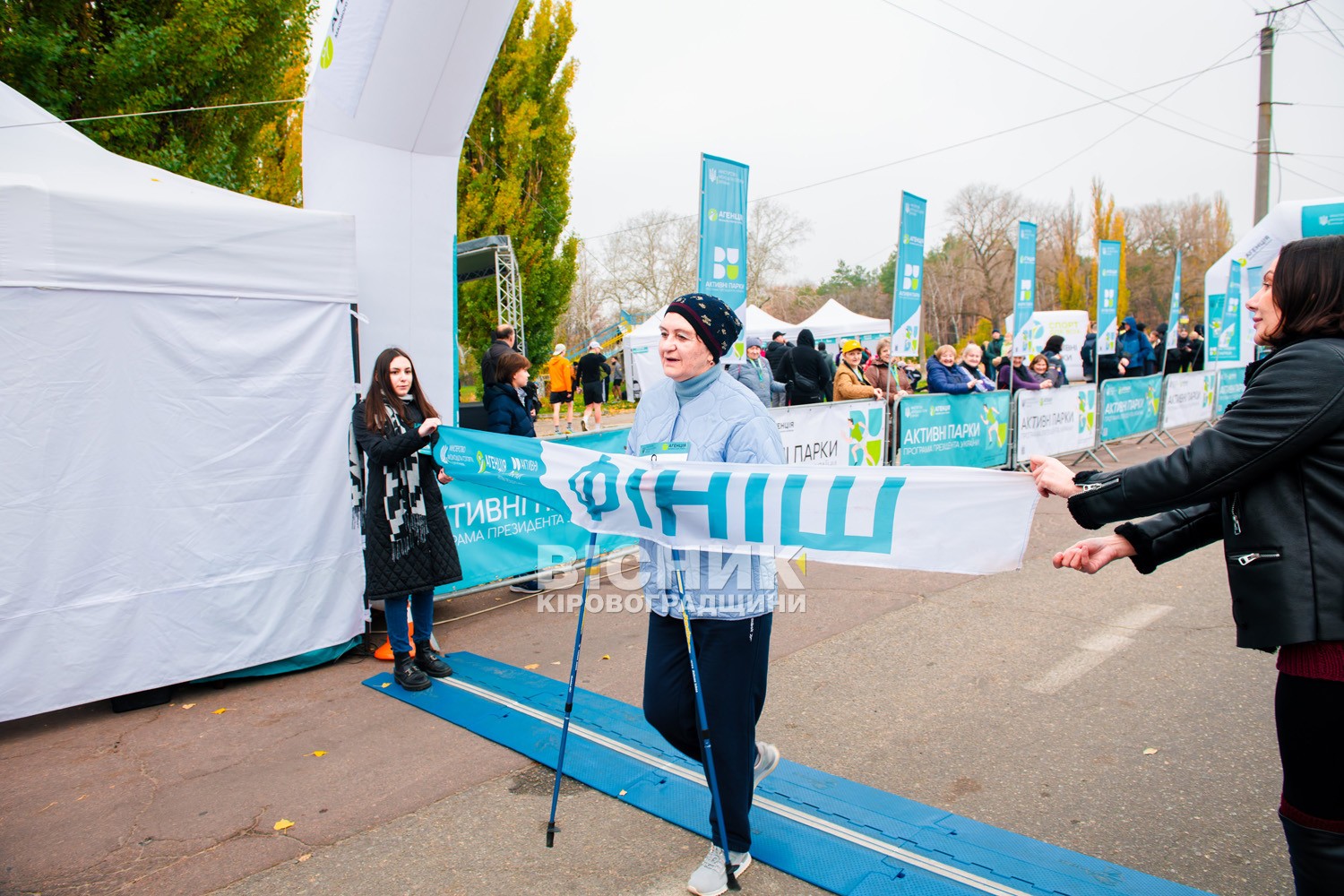 У Кропивницькому пробігли заради руху: понад три сотні учасників вийшли на старт масового забігу У Кропивницькому пробігли заради руху: понад три сотні учасників вийшли на старт масового забігу