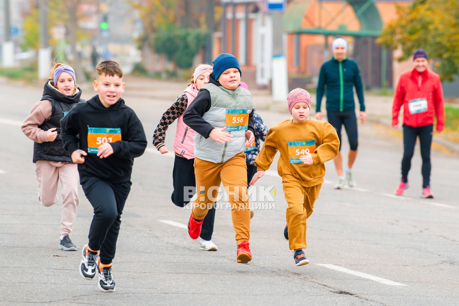 У Кропивницькому пробігли заради руху: понад три сотні учасників вийшли на старт масового забігу У Кропивницькому пробігли заради руху: понад три сотні учасників вийшли на старт масового забігу