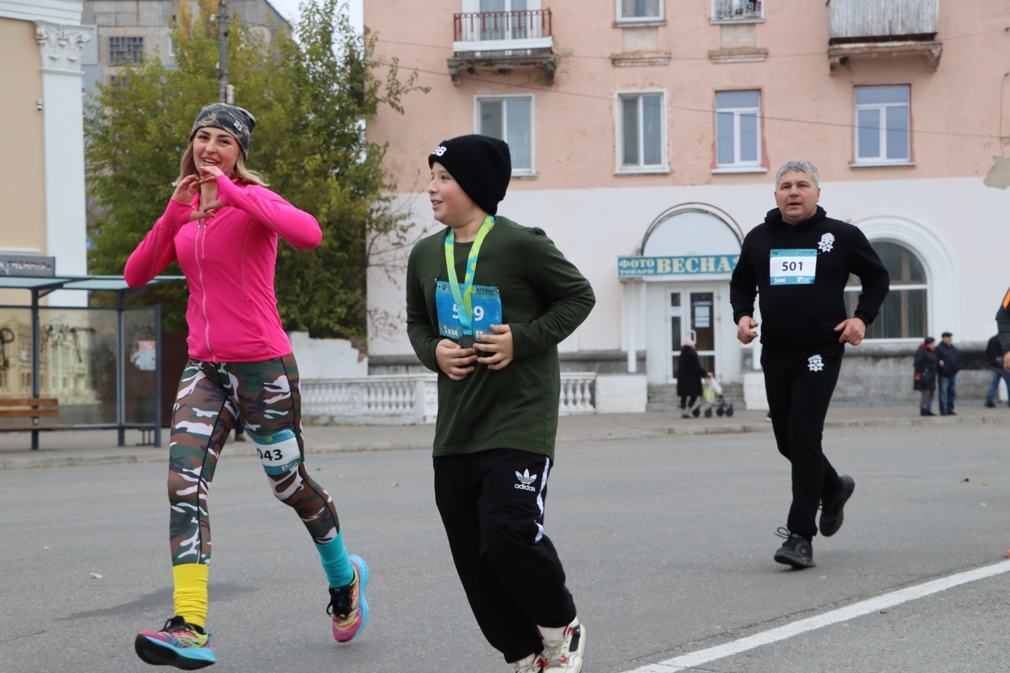 В Олександрії майже 600 учасників долучилися до забігу «Активні парки» В Олександрії майже 600 учасників долучилися до забігу «Активні парки»