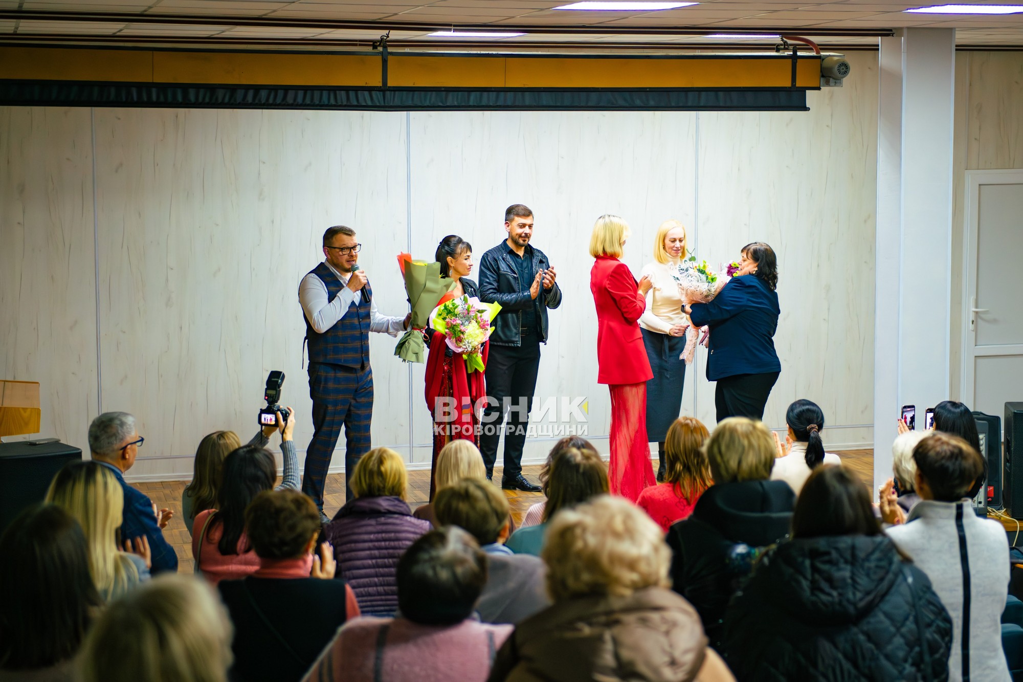 У Кропивницькому відбувся благодійний концерт Олега Сербіна на підтримку захисників України