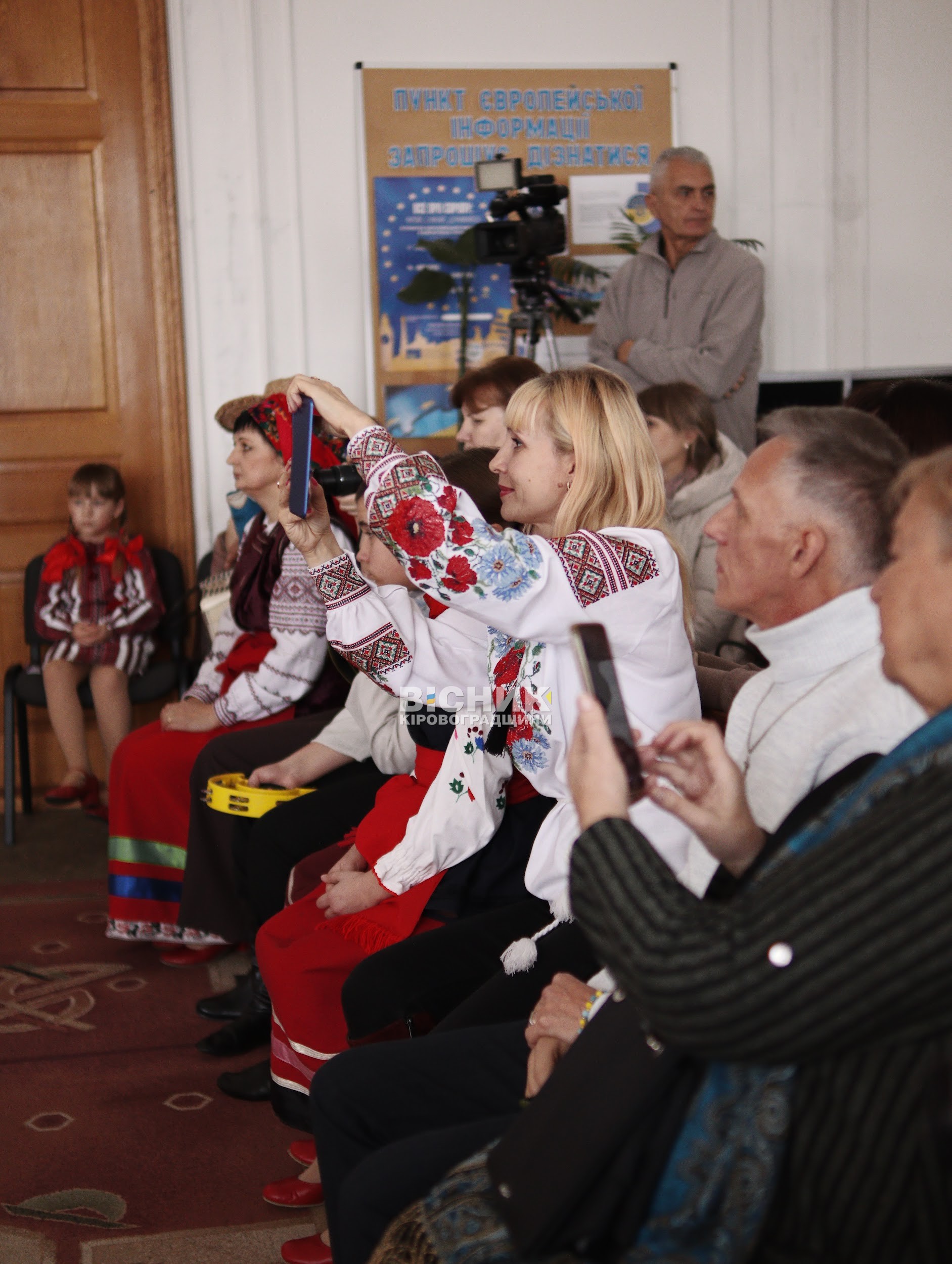 У Кропивницькому відбувся обласний фестиваль “Українська паляниця” У Кропивницькому відбувся обласний фестиваль “Українська паляниця”