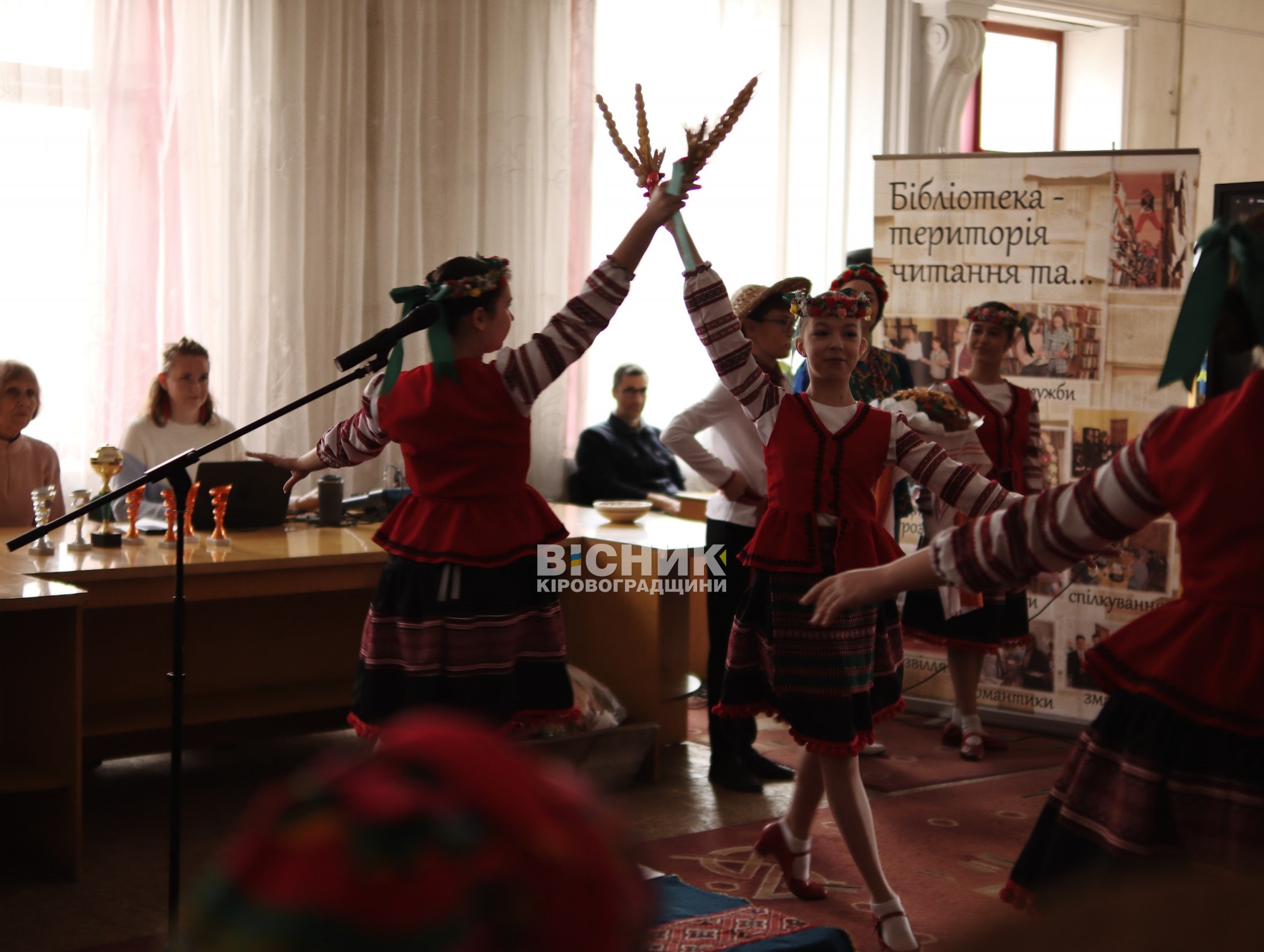 У Кропивницькому відбувся обласний фестиваль “Українська паляниця” У Кропивницькому відбувся обласний фестиваль “Українська паляниця”