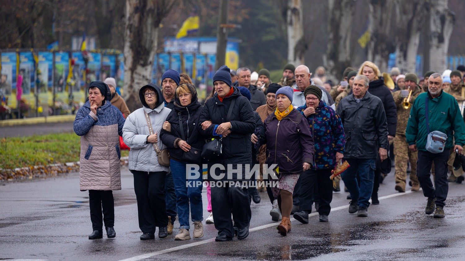 Світловодськ провів в останню путь сержанта Руслана Сороку