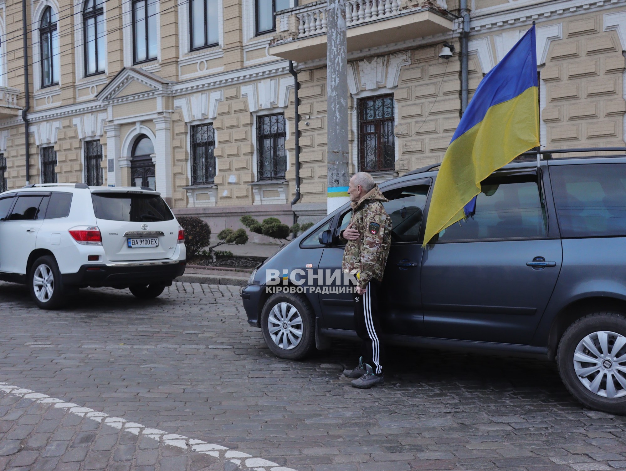 Кропивницький провів в останню путь трьох полеглих захисників