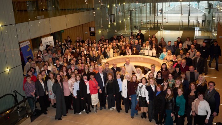 Уперше на рівні документа зафіксовано зобов’язання включати переселенців і постраждалі громади до процесу ухвалення рішень про відбудову Уперше на рівні документа зафіксовано зобов’язання включати переселенців і постраждалі громади до процесу ухвалення рішень про відбудову