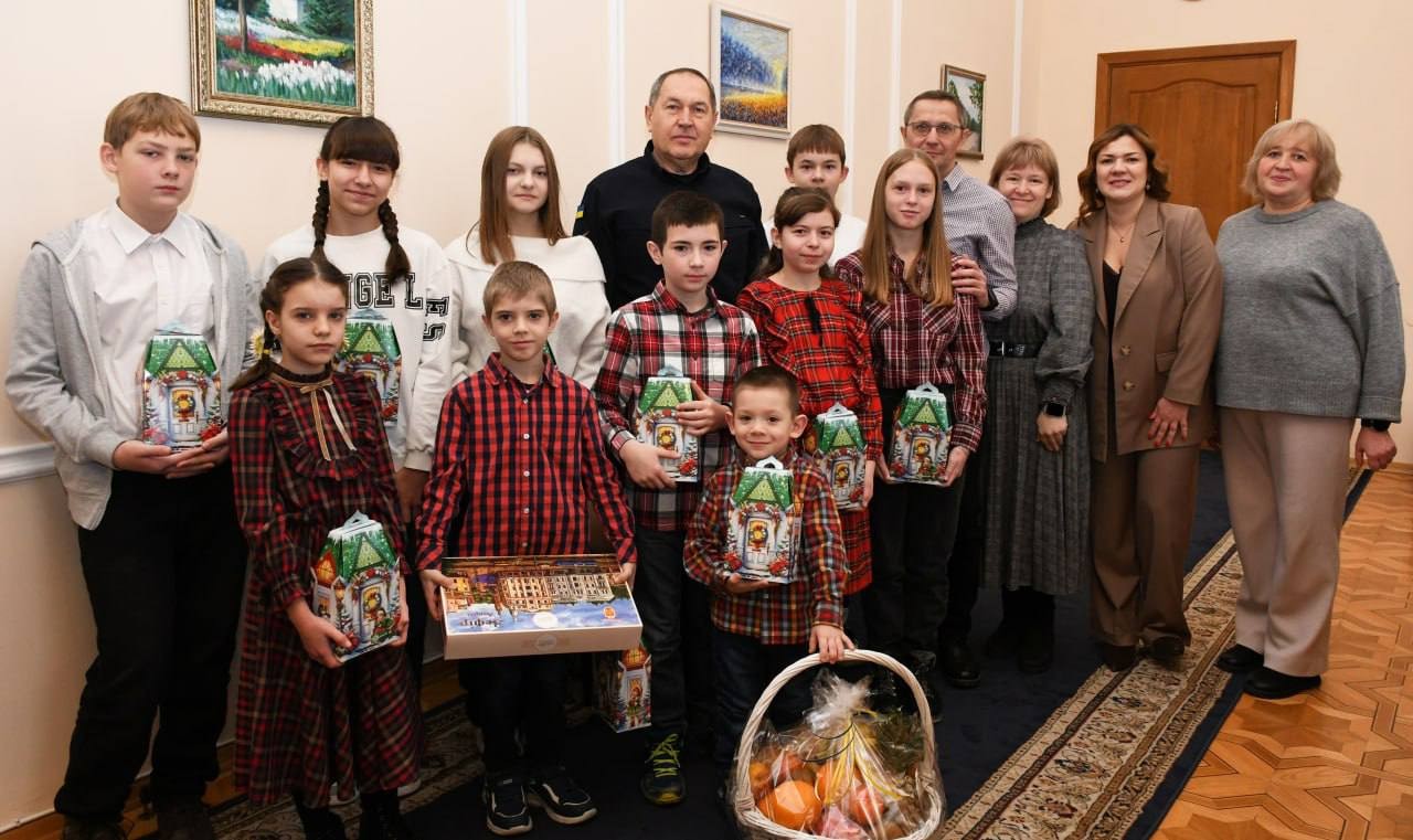 Десять зірочок під одним дахом: родина Дудкіних як підтримка й натхнення Десять зірочок під одним дахом: родина Дудкіних як підтримка й натхнення